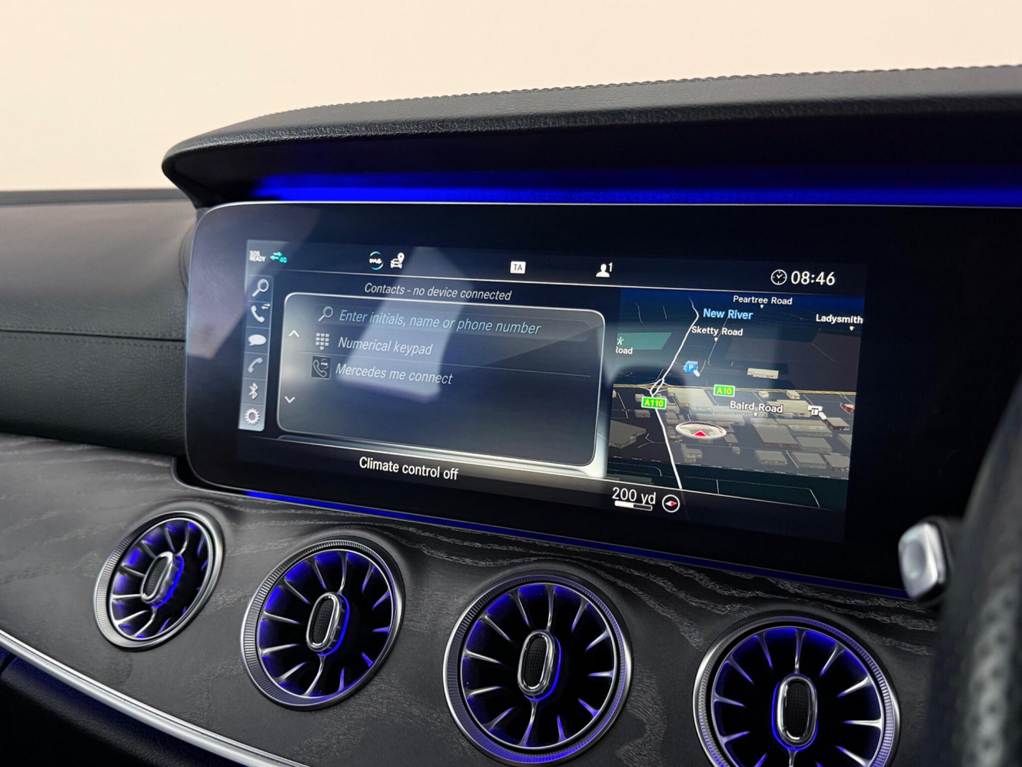 Mercedes-Benz CLS view 25