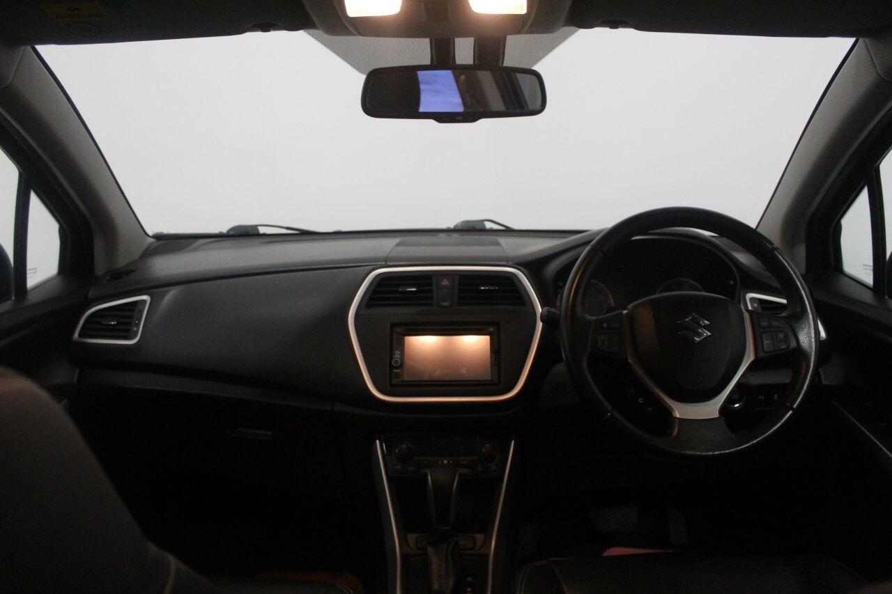 Suzuki SX4 S-Cross view 30
