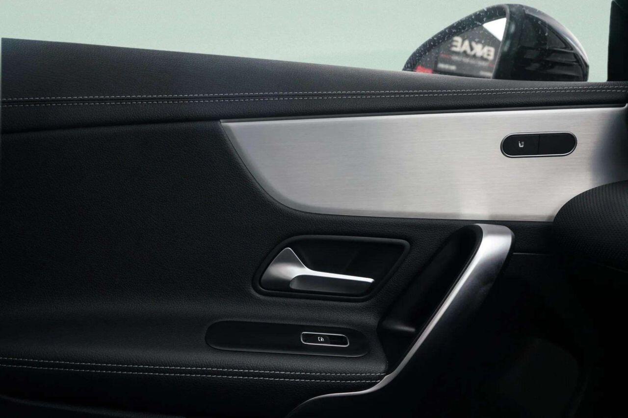 Mercedes-Benz Cla view 45