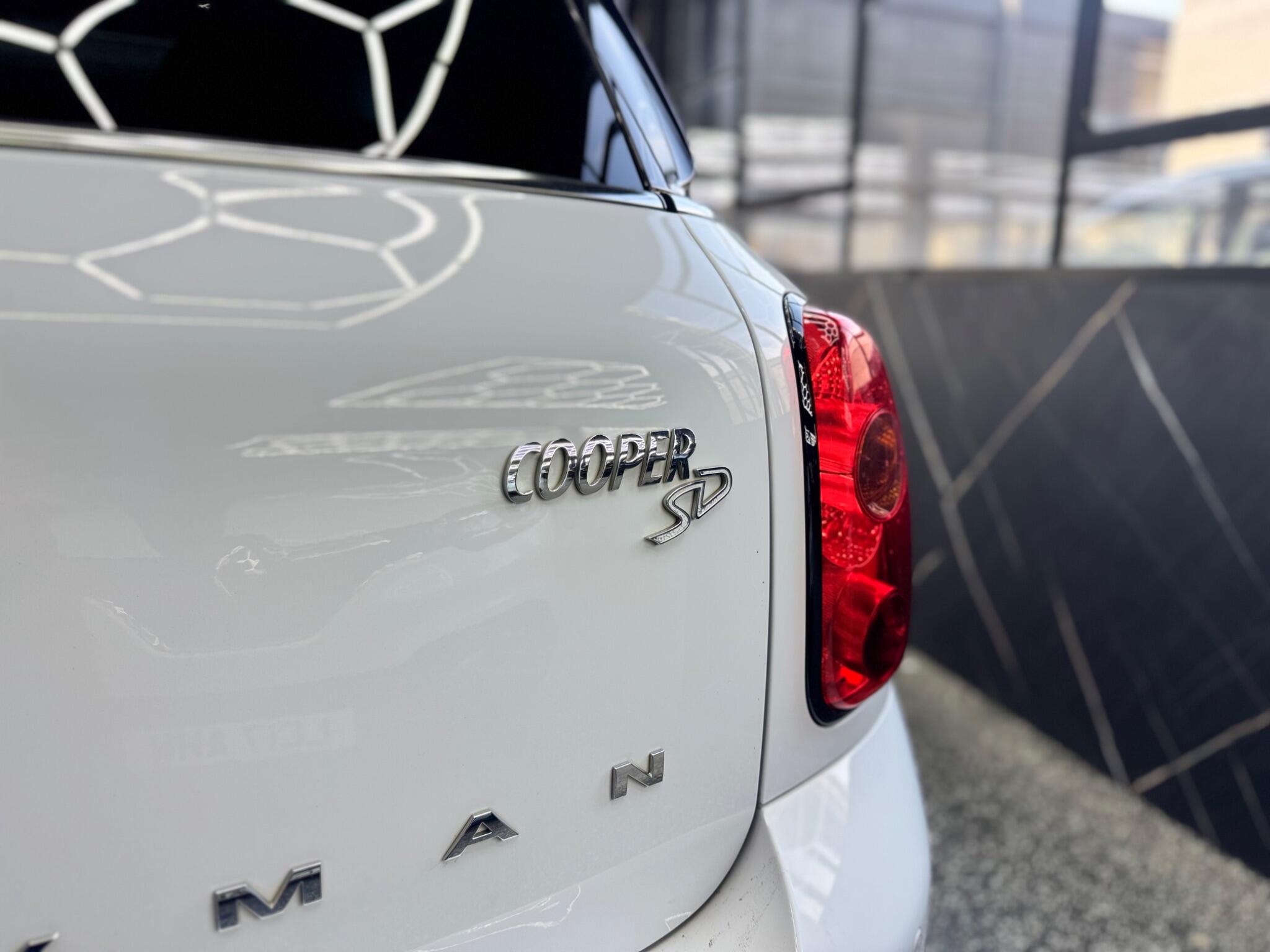 Mini Countryman view 29