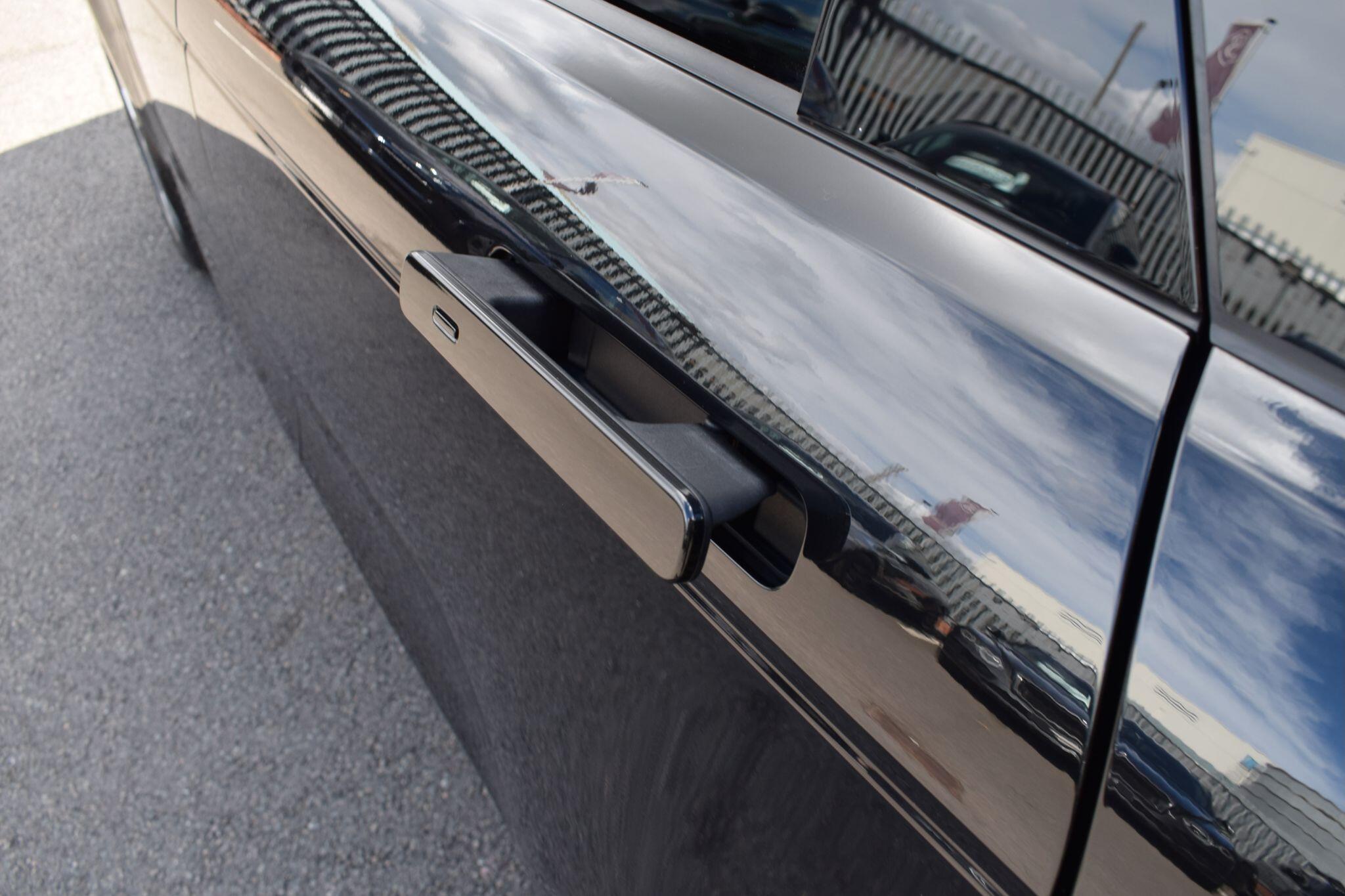 Land Rover Range Rover Evoque view 34