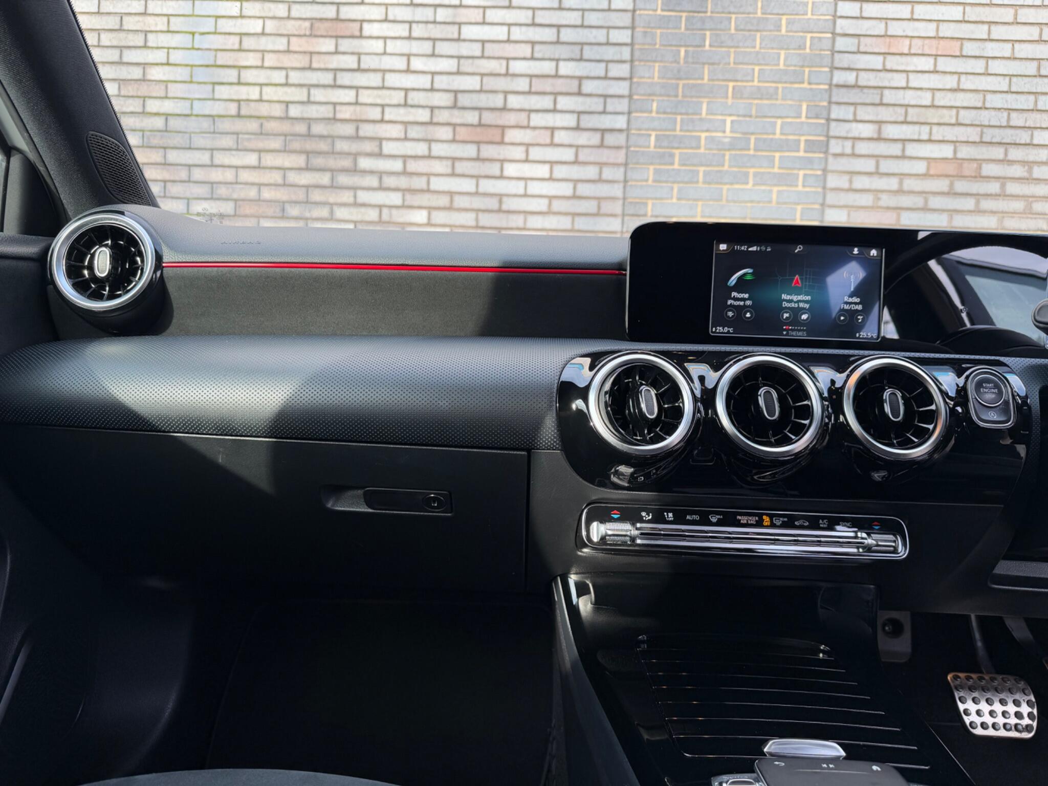 2019 Mercedes-Benz A Class 2.0 A200d AMG Line 8G-DCT Euro 6 (s/s) 5dr • 58,200 miles image 22
