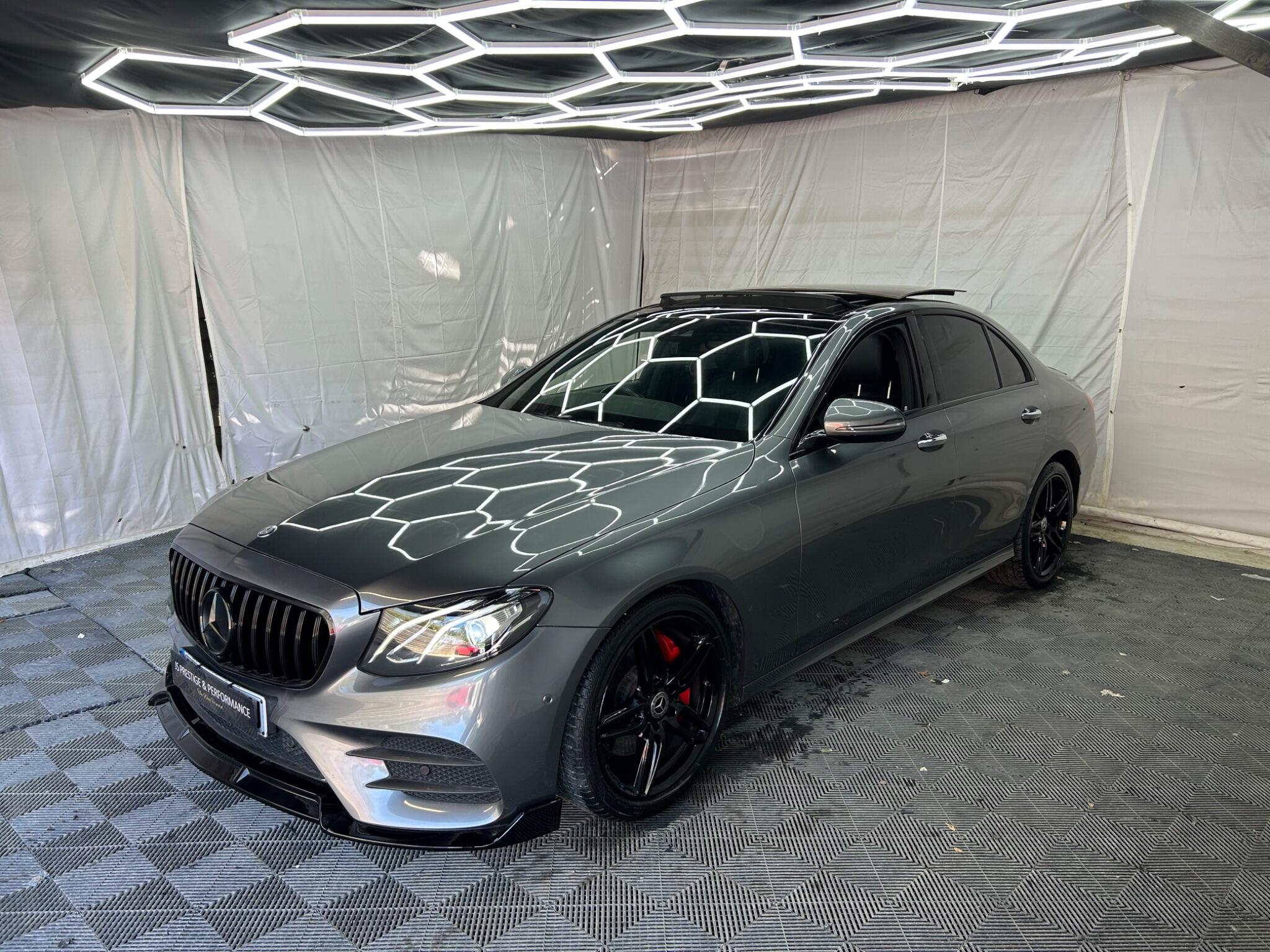 Mercedes-Benz E Class view 3