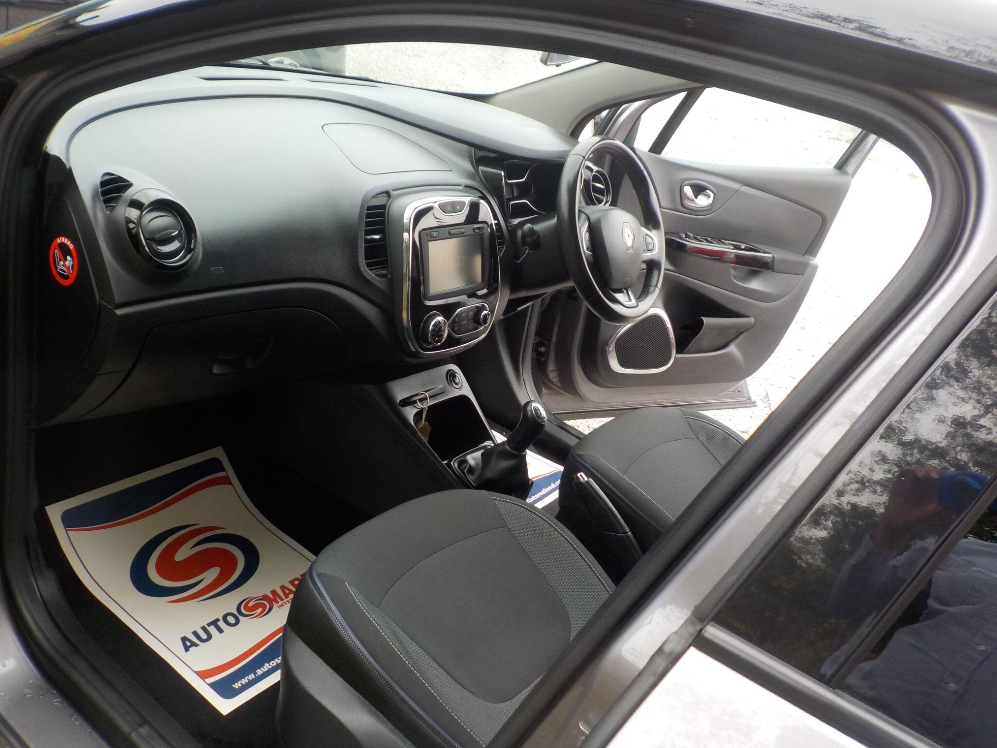 Renault Captur 1.5 dCi ENERGY Dynamique S Nav Euro 6 (s/s) 5dr