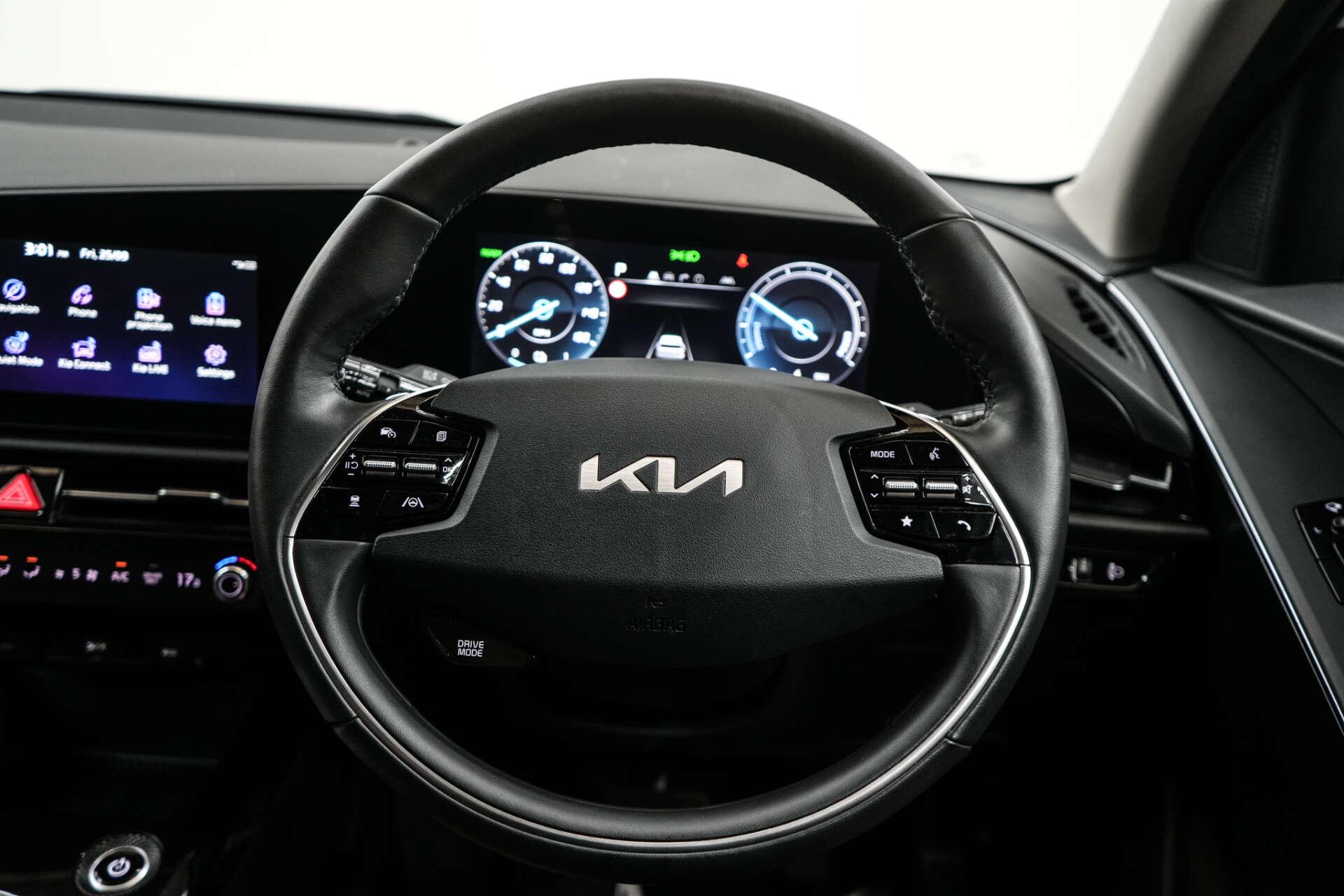 Kia Niro view 43