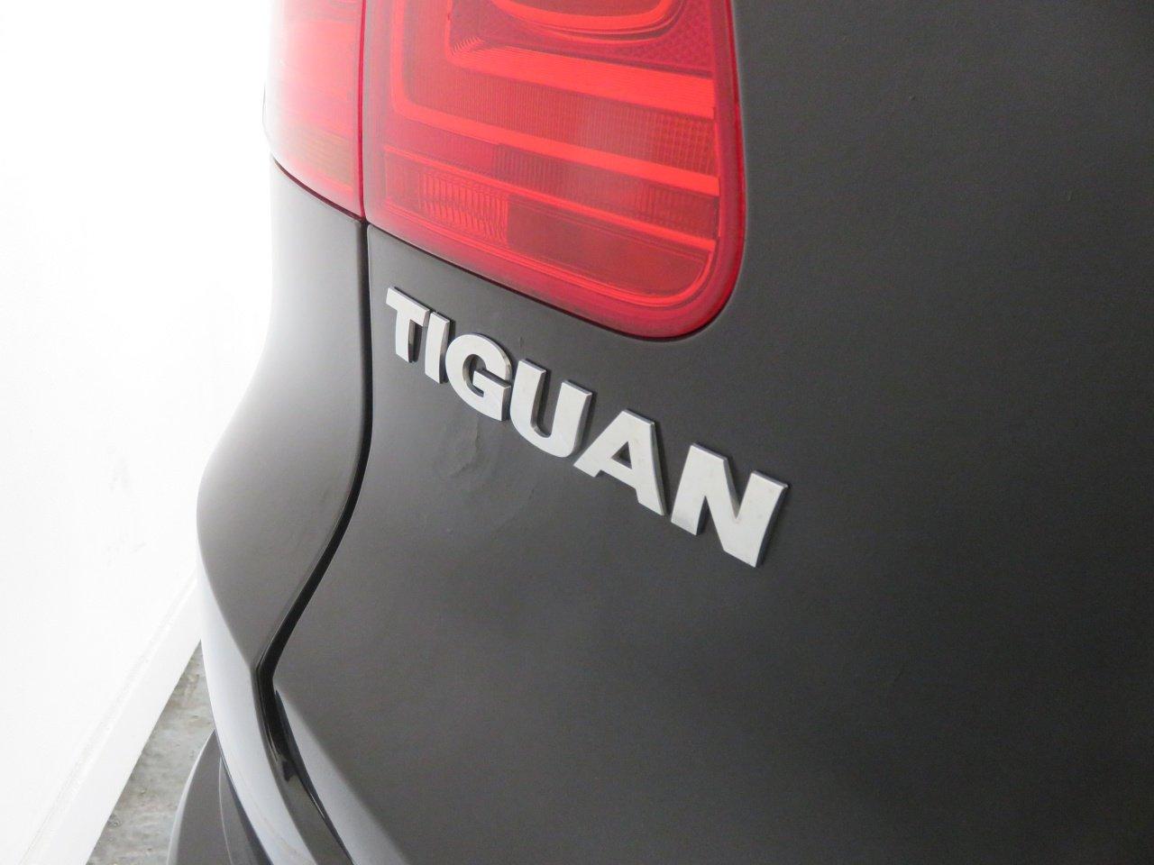 Volkswagen Tiguan view 16