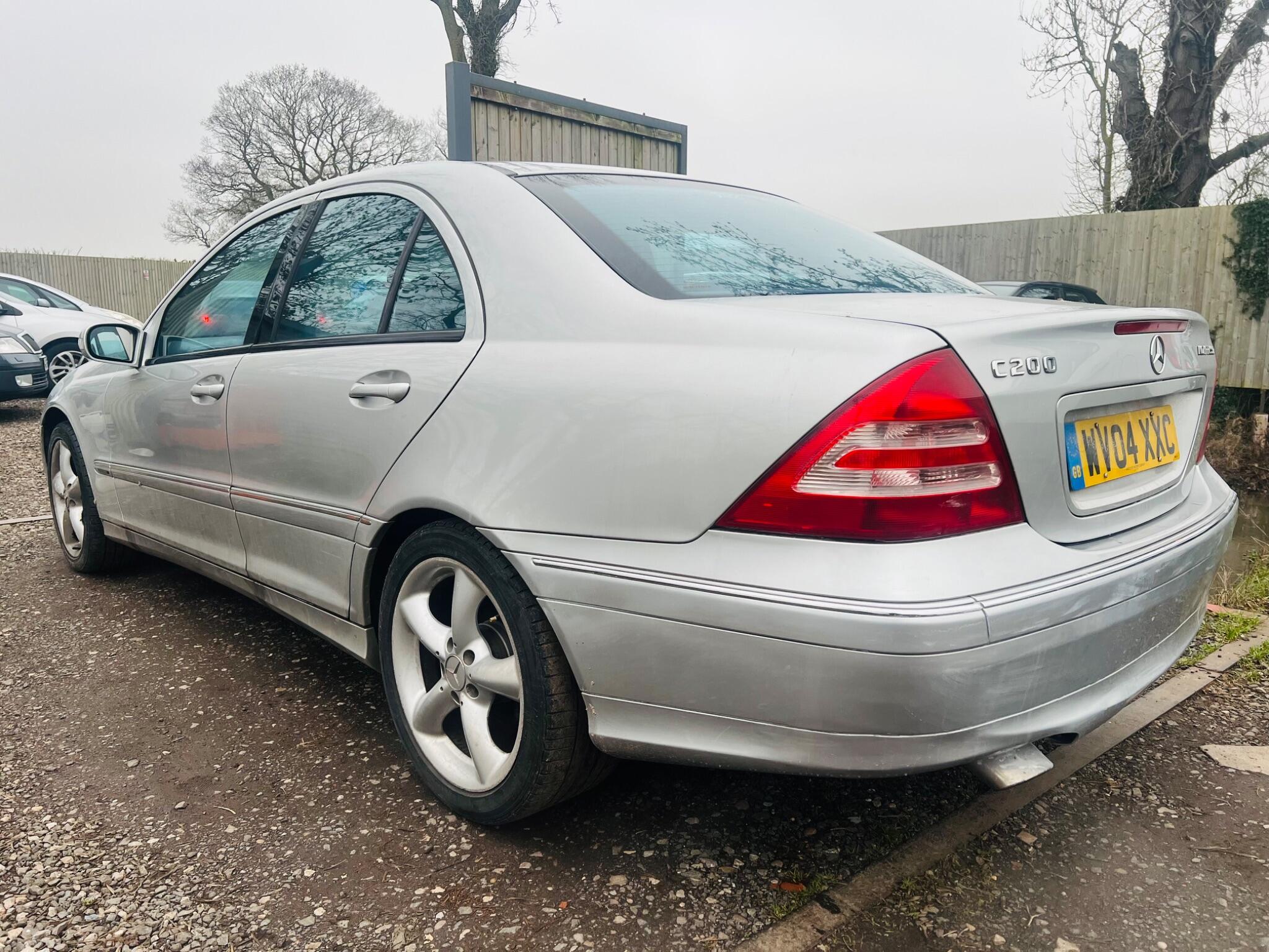 2004 Mercedes-Benz C Class image 8