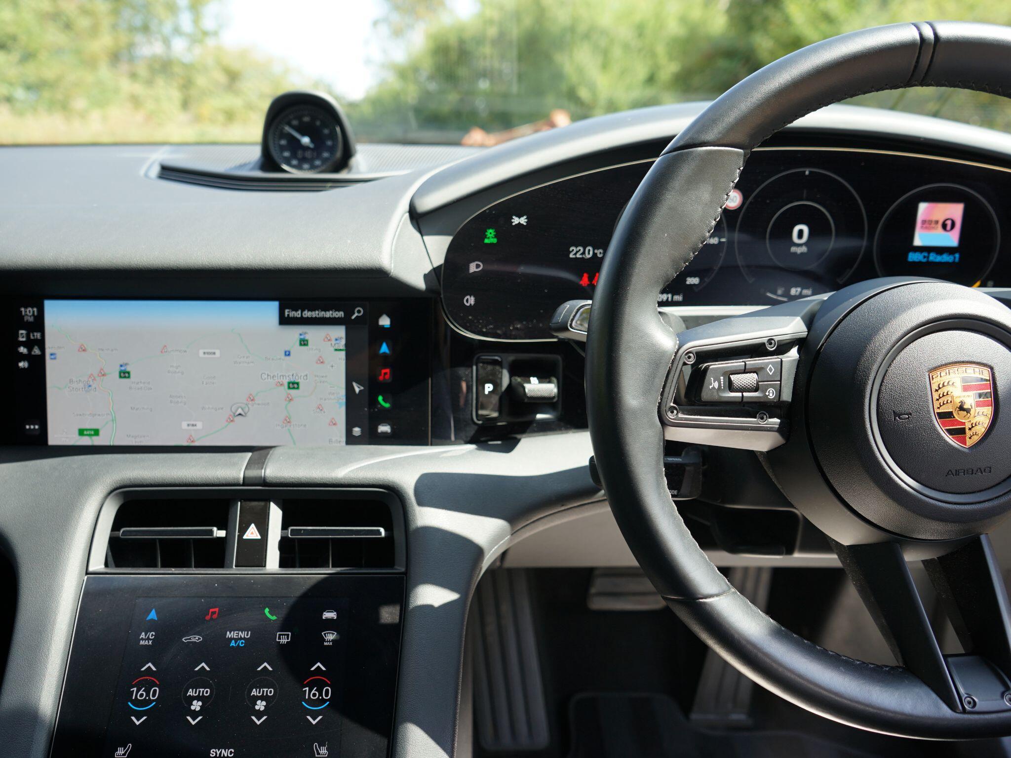 Porsche Taycan view 8