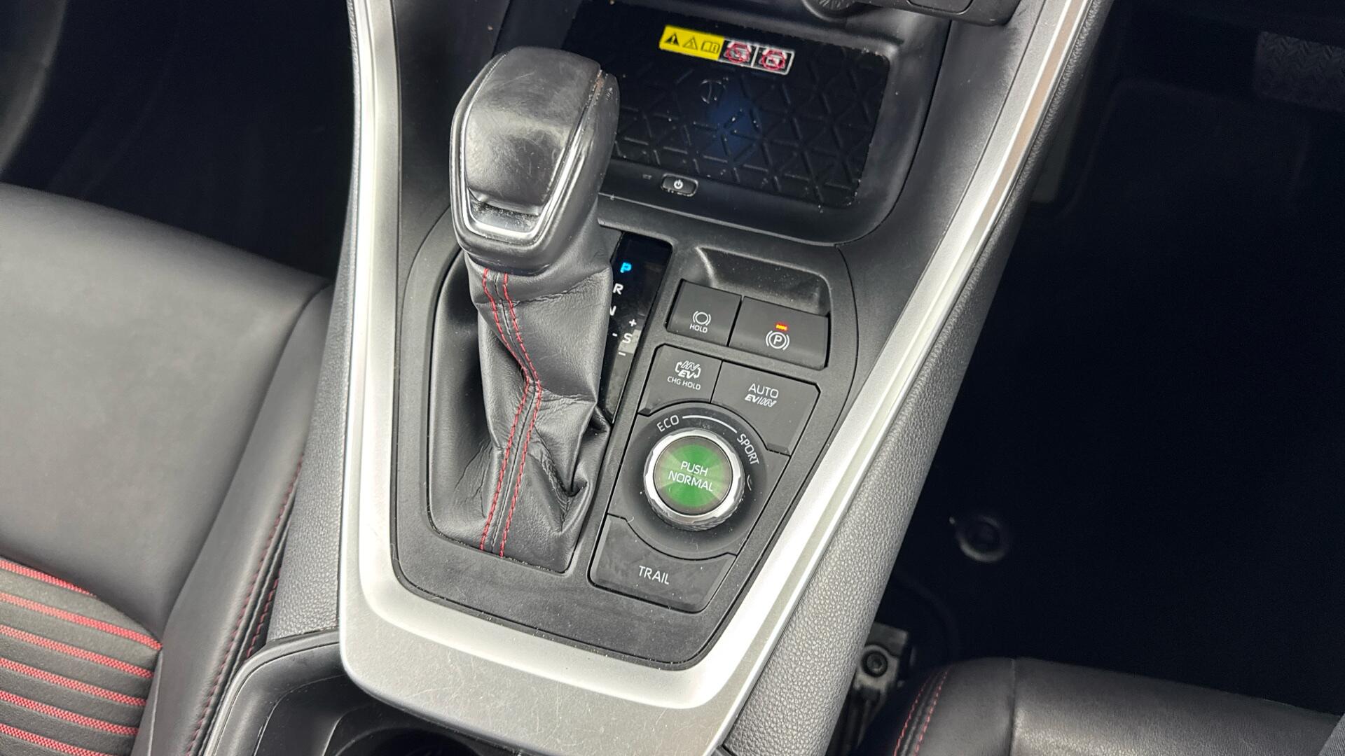 Toyota RAV4 view 32