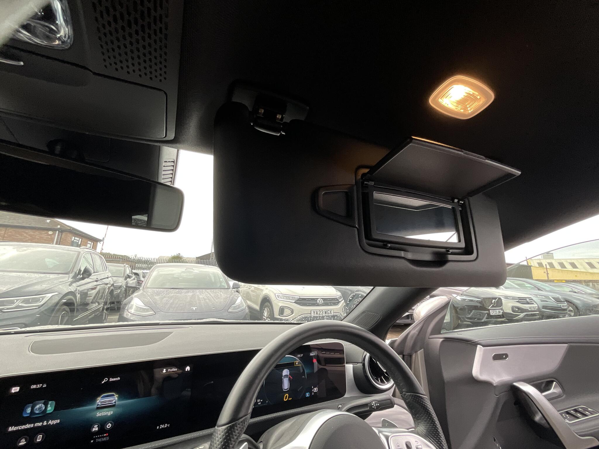 Mercedes-Benz Cla view 28