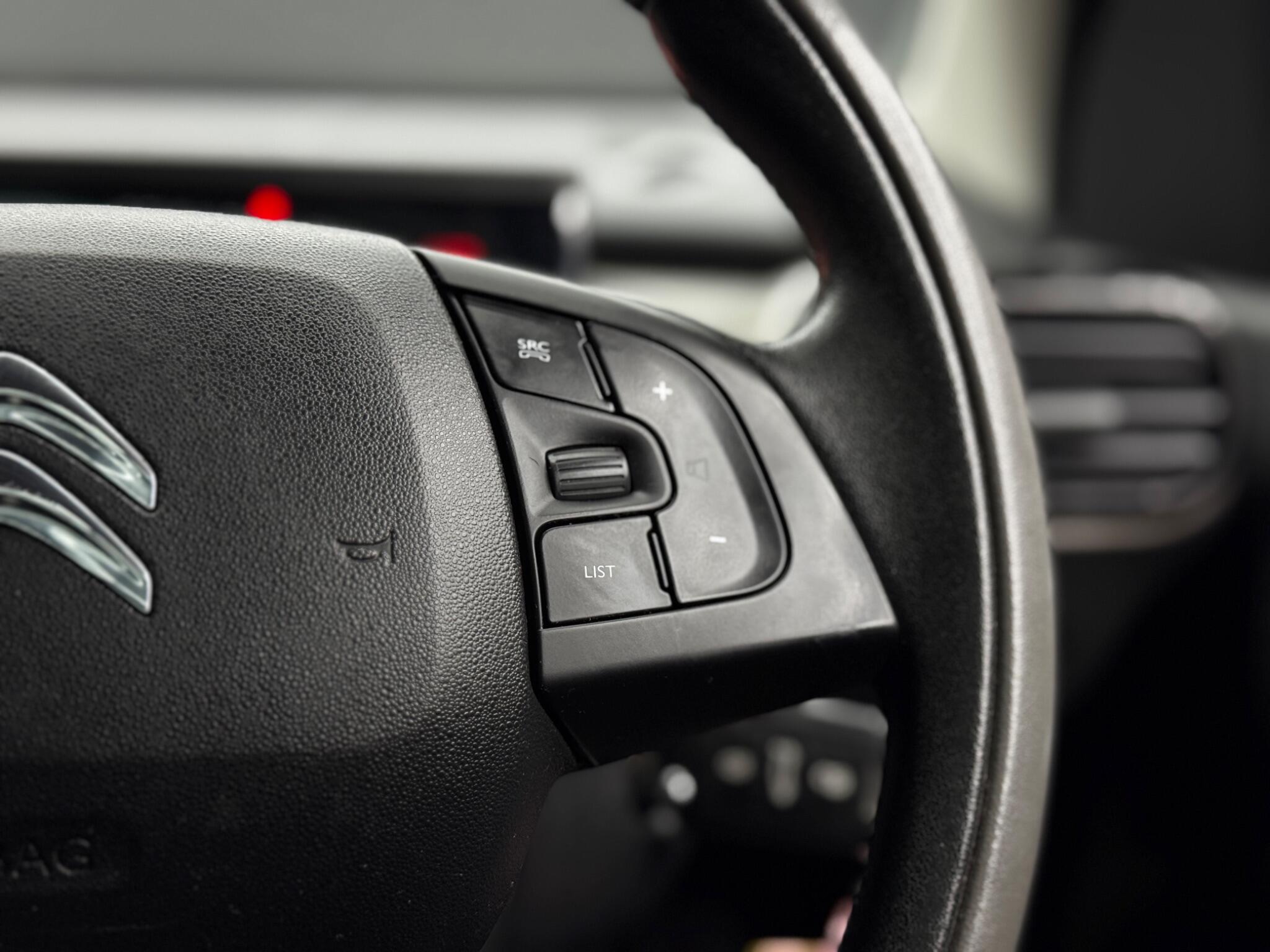 Citroen C4 Cactus view 21