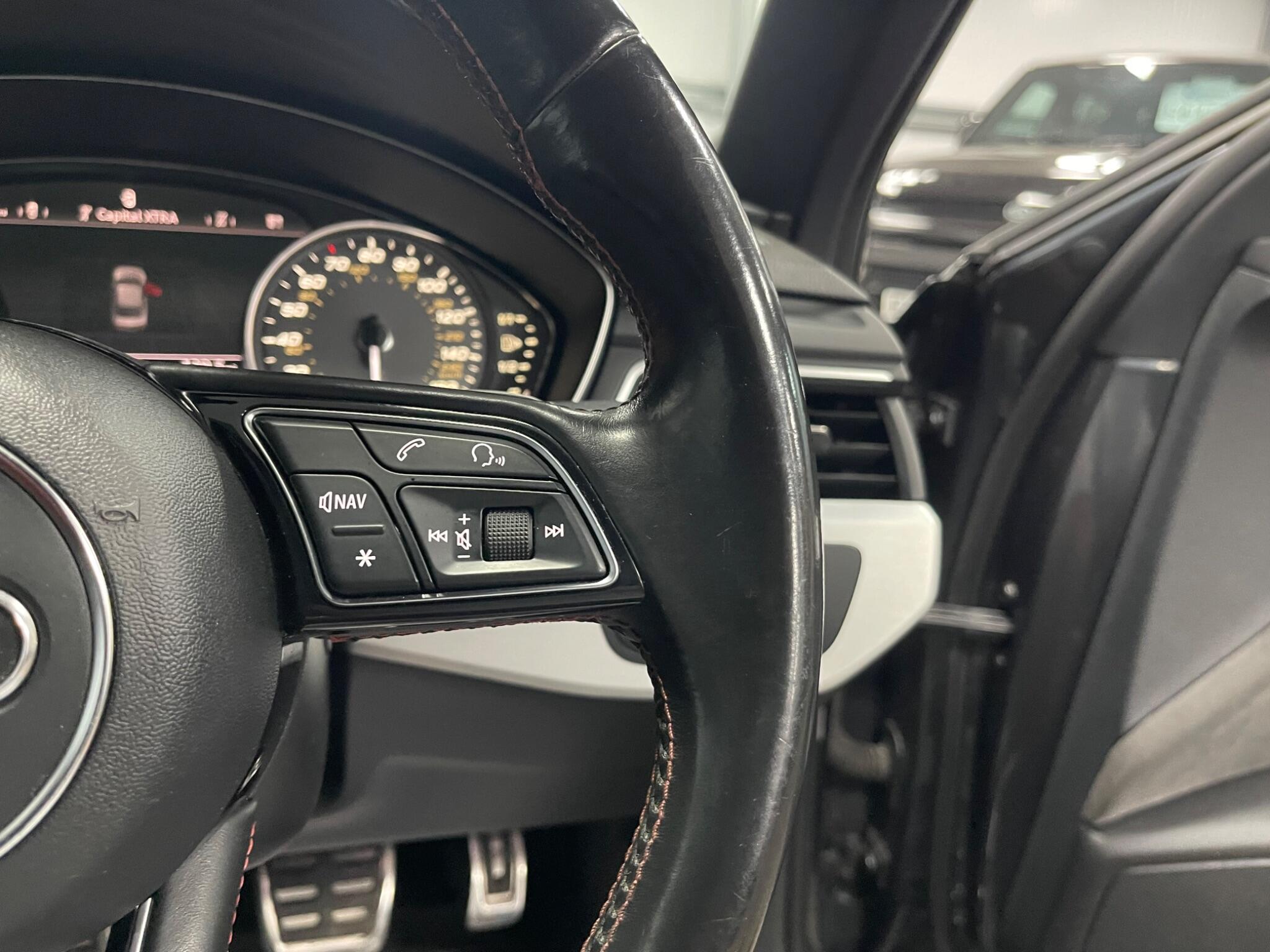 Audi S4 view 40