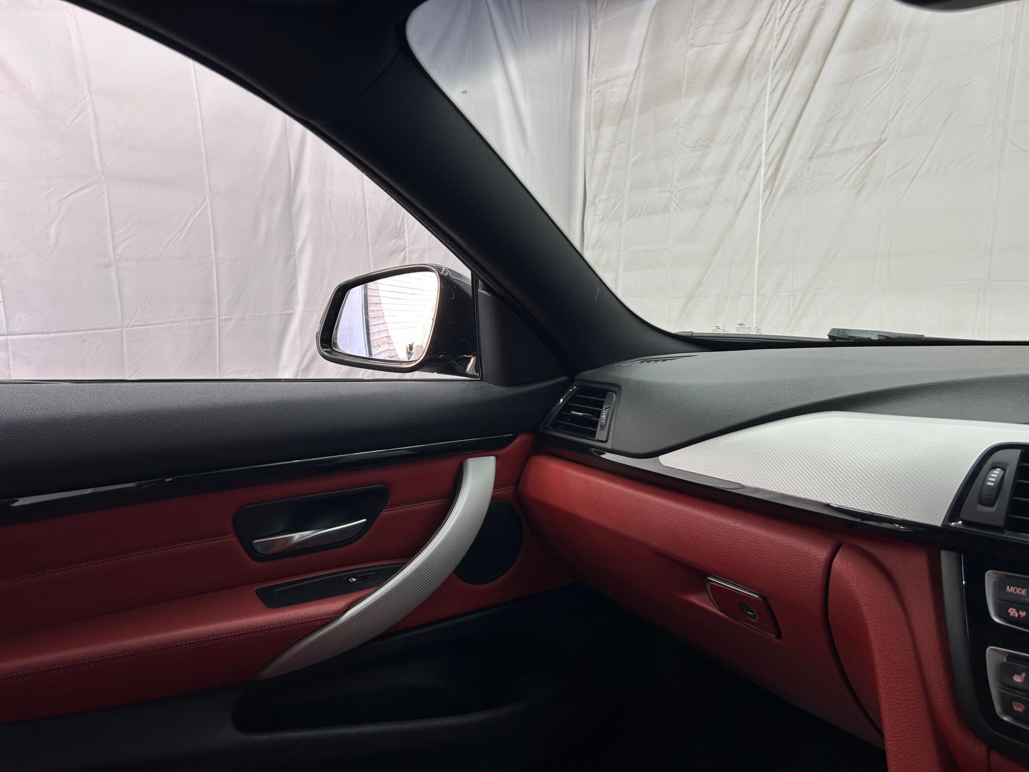 BMW 4 Series view 10