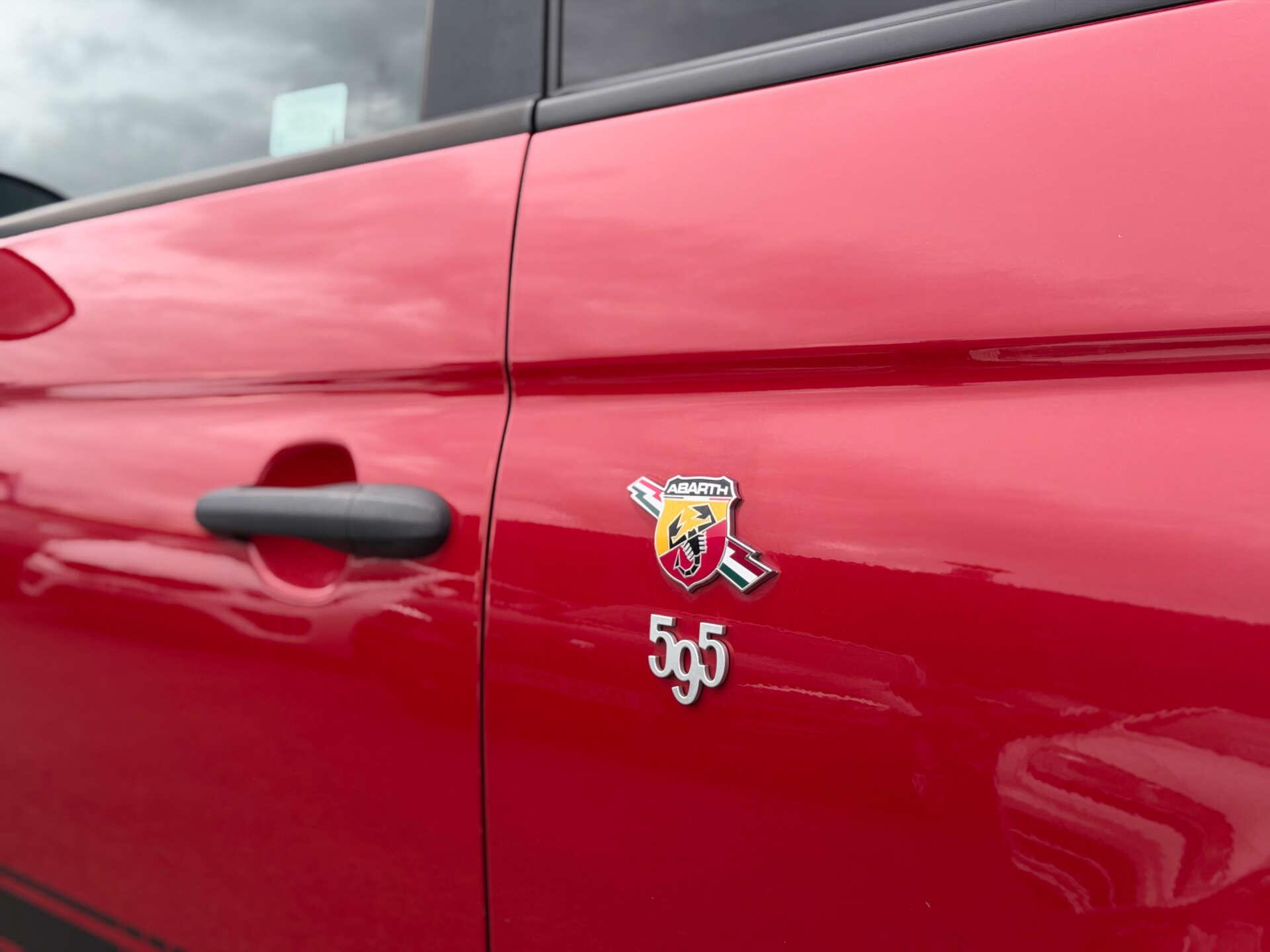 Abarth 595 view 17