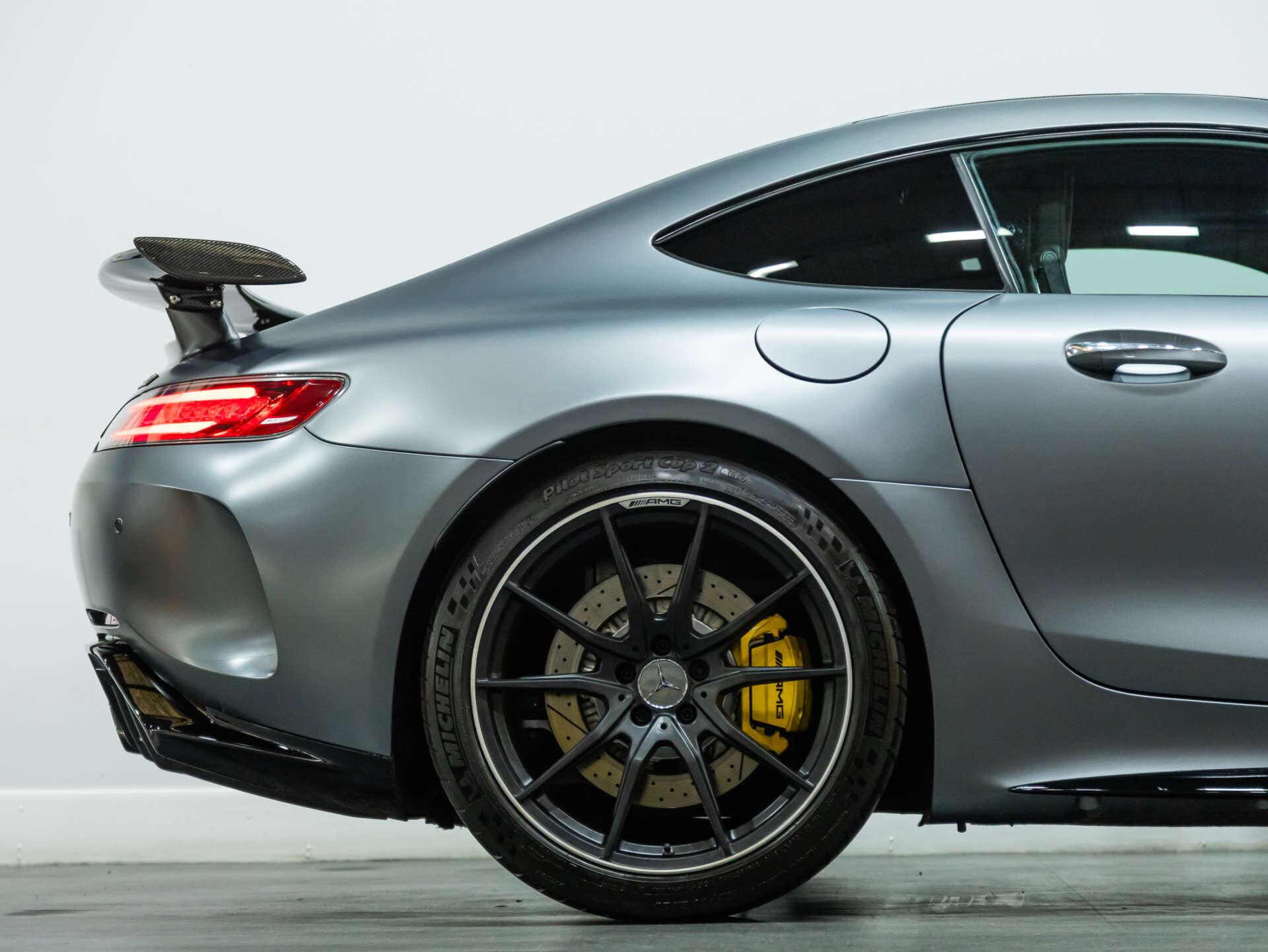 Mercedes-Benz Amg GT view 23