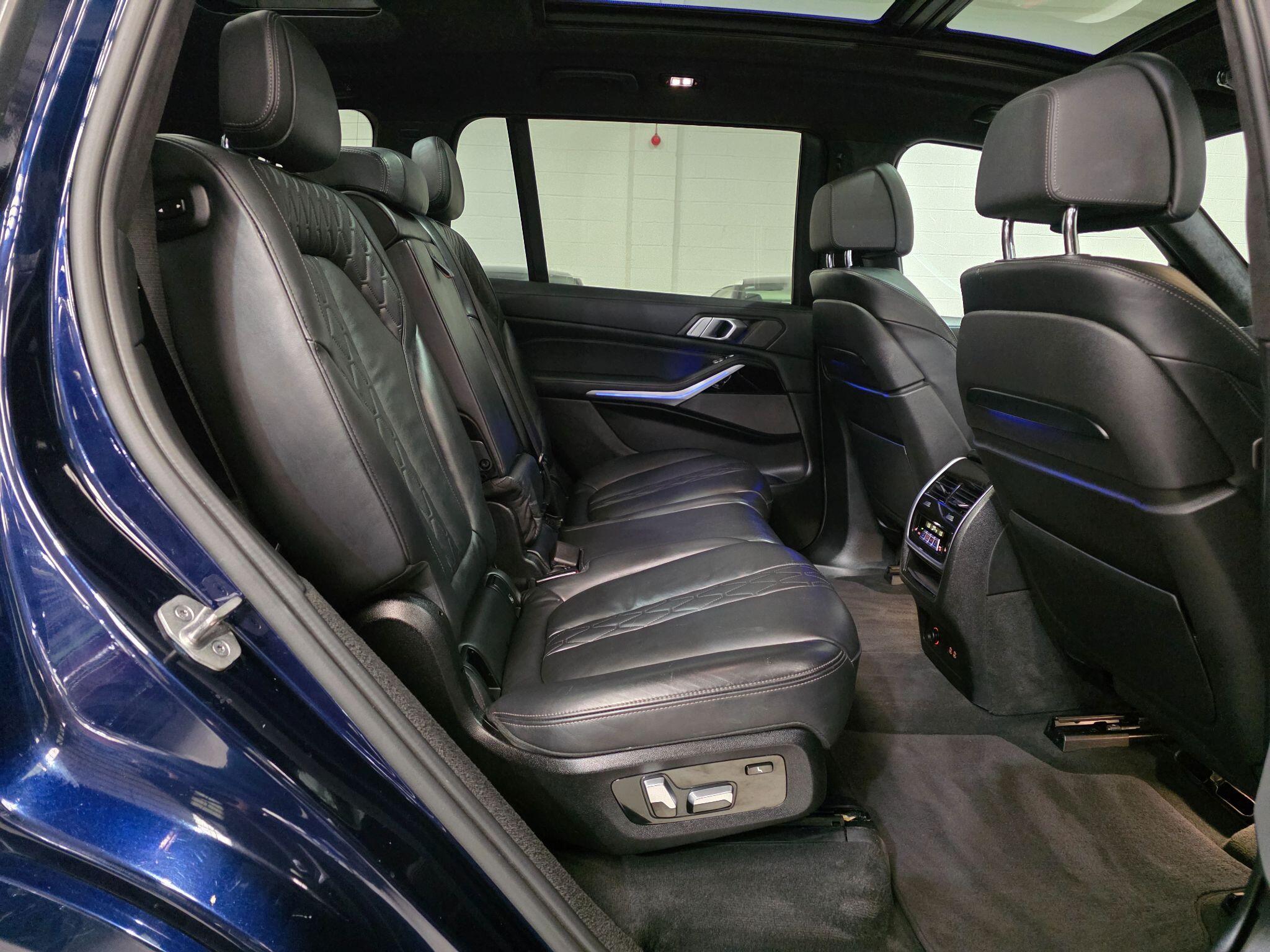 BMW X7 view 41