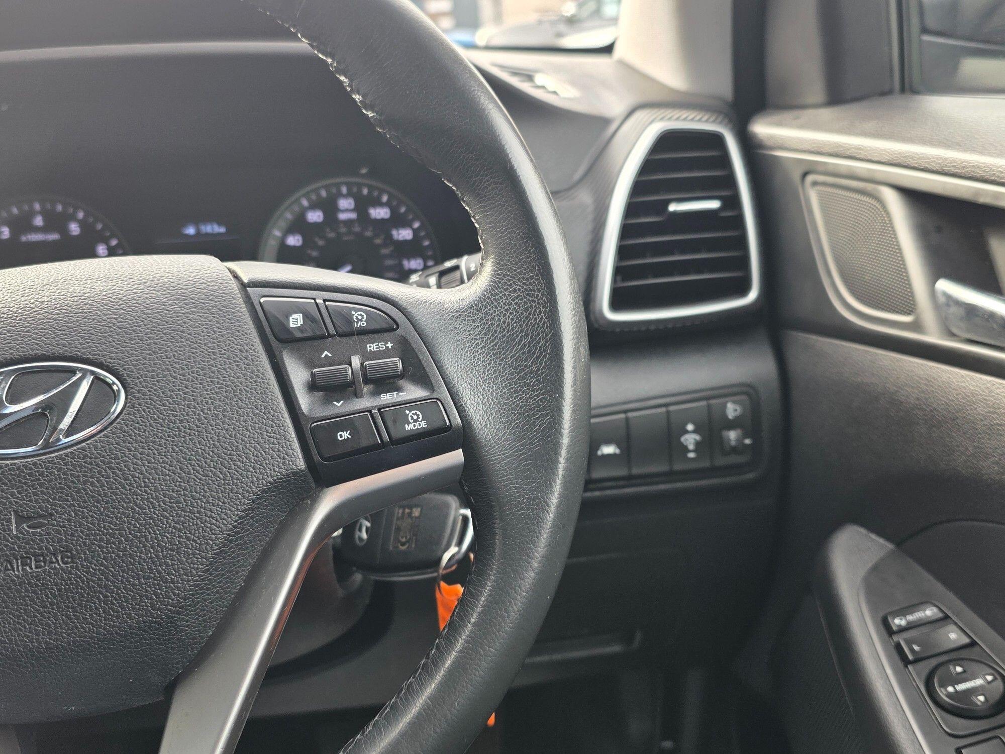 Hyundai Tucson view 33