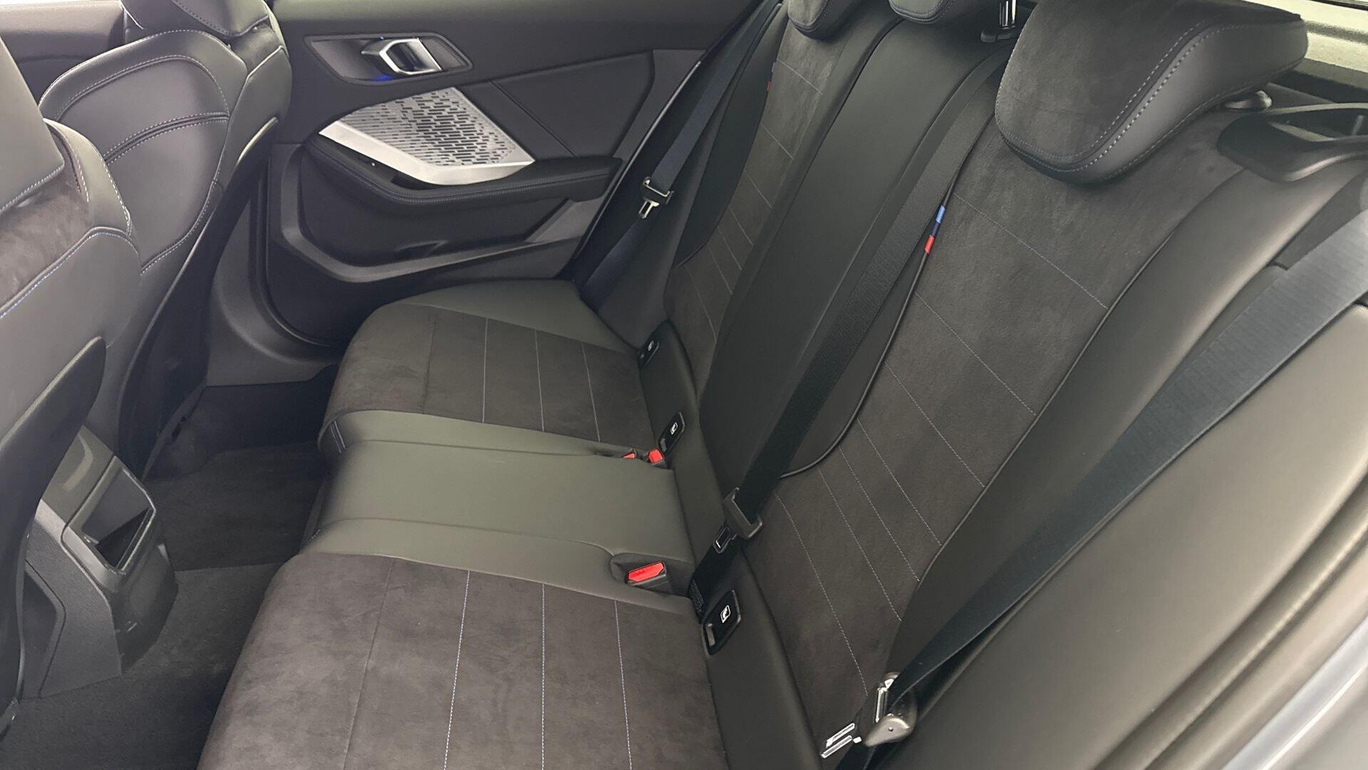 BMW 1 Series view 12