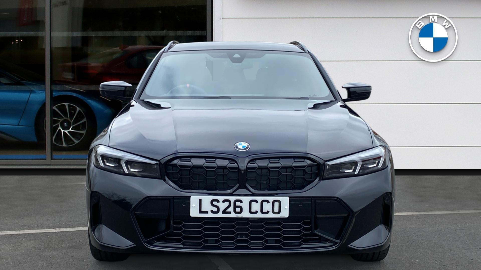 BMW 3 Series view 16