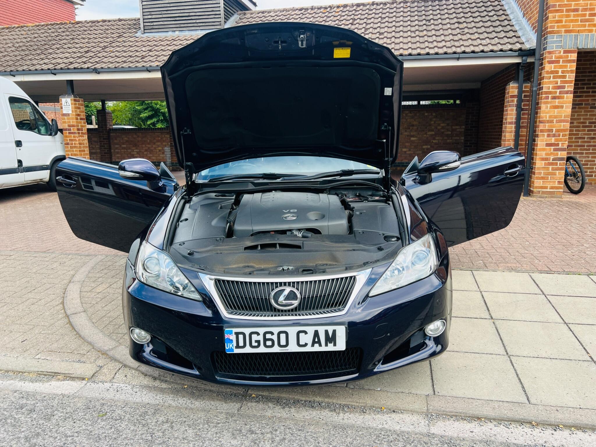 Lexus Is view 6