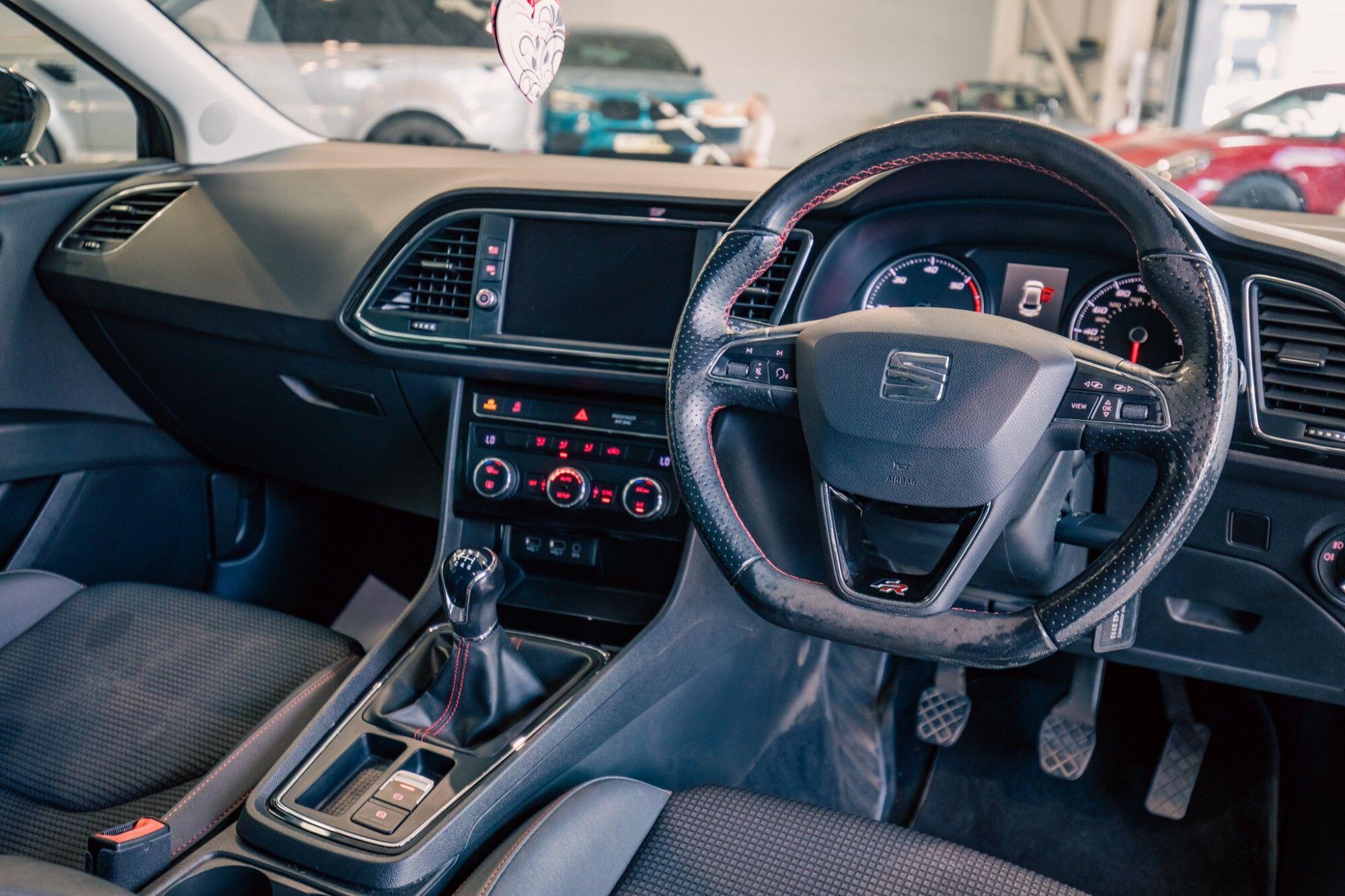 Seat Leon view 2