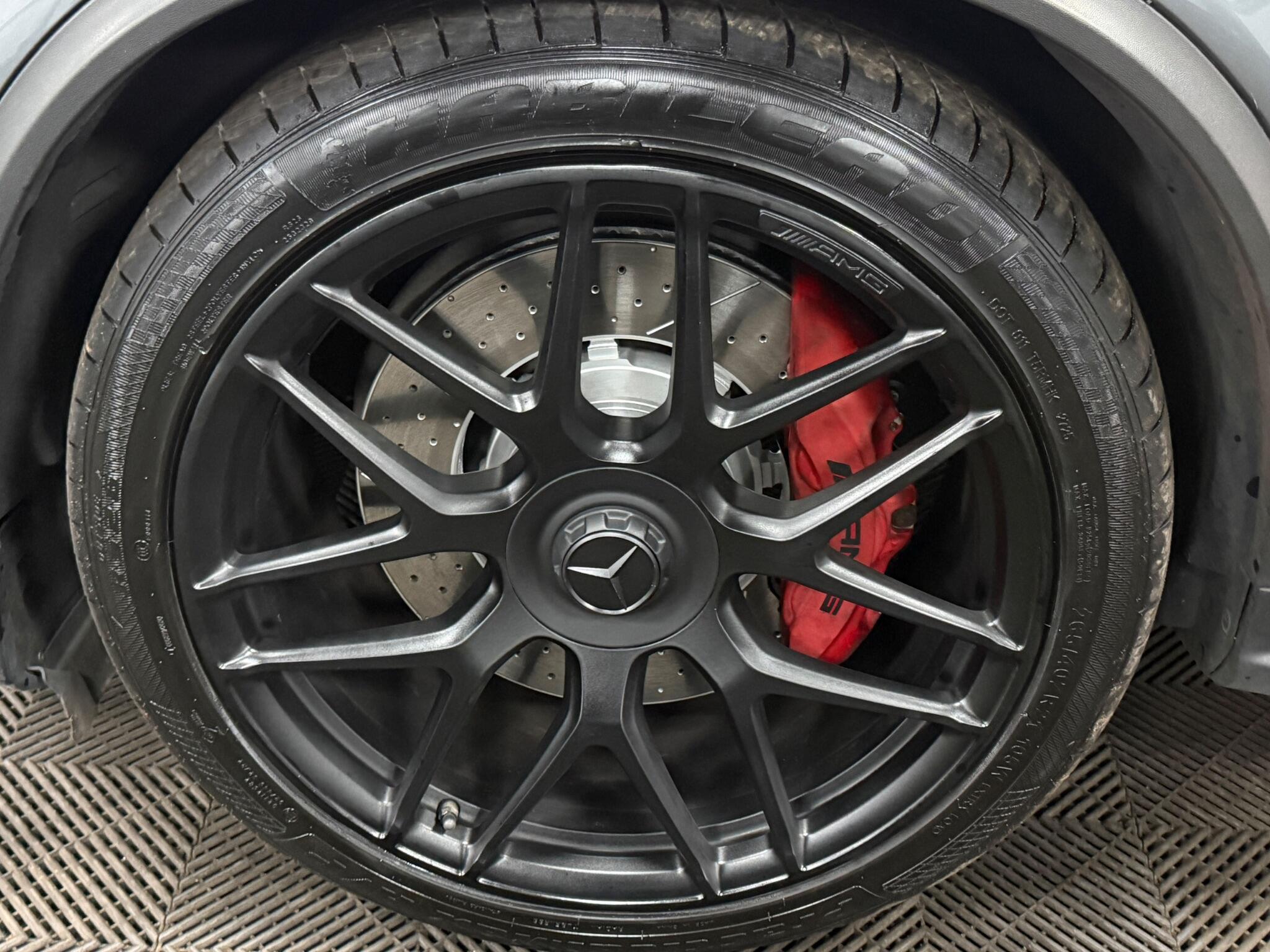 Mercedes-Benz GLC view 40