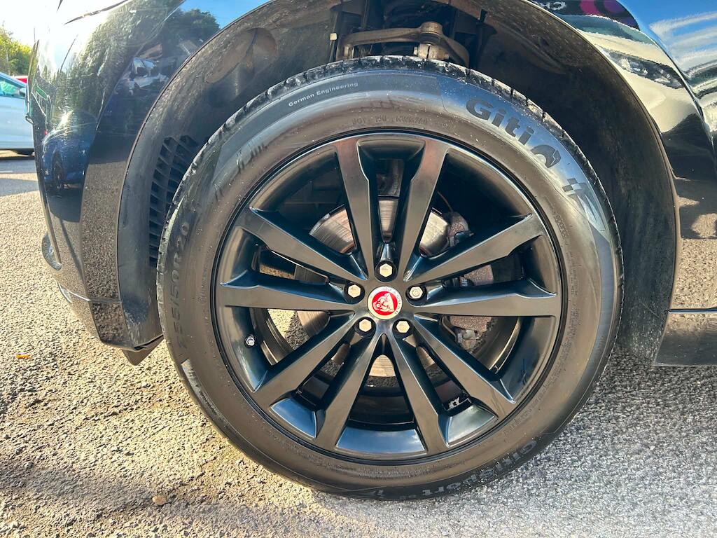 Jaguar F-Pace view 25