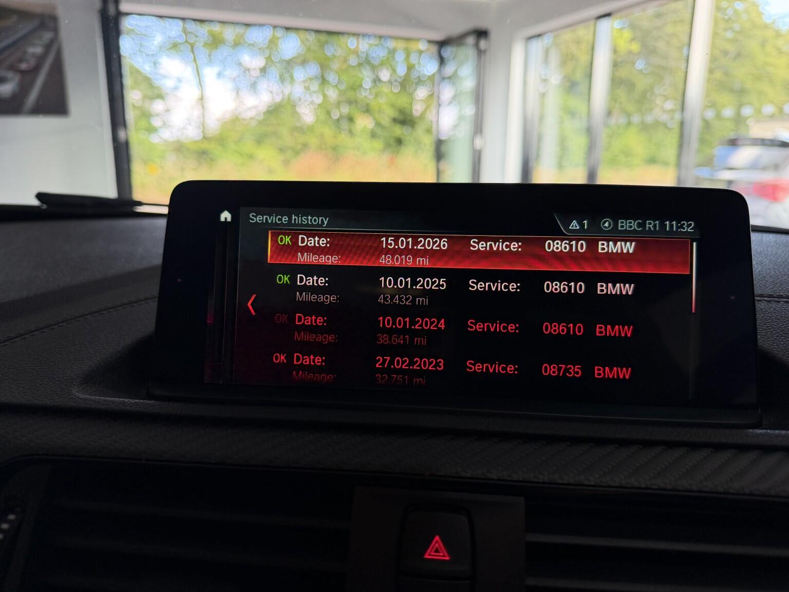 BMW M2 view 13
