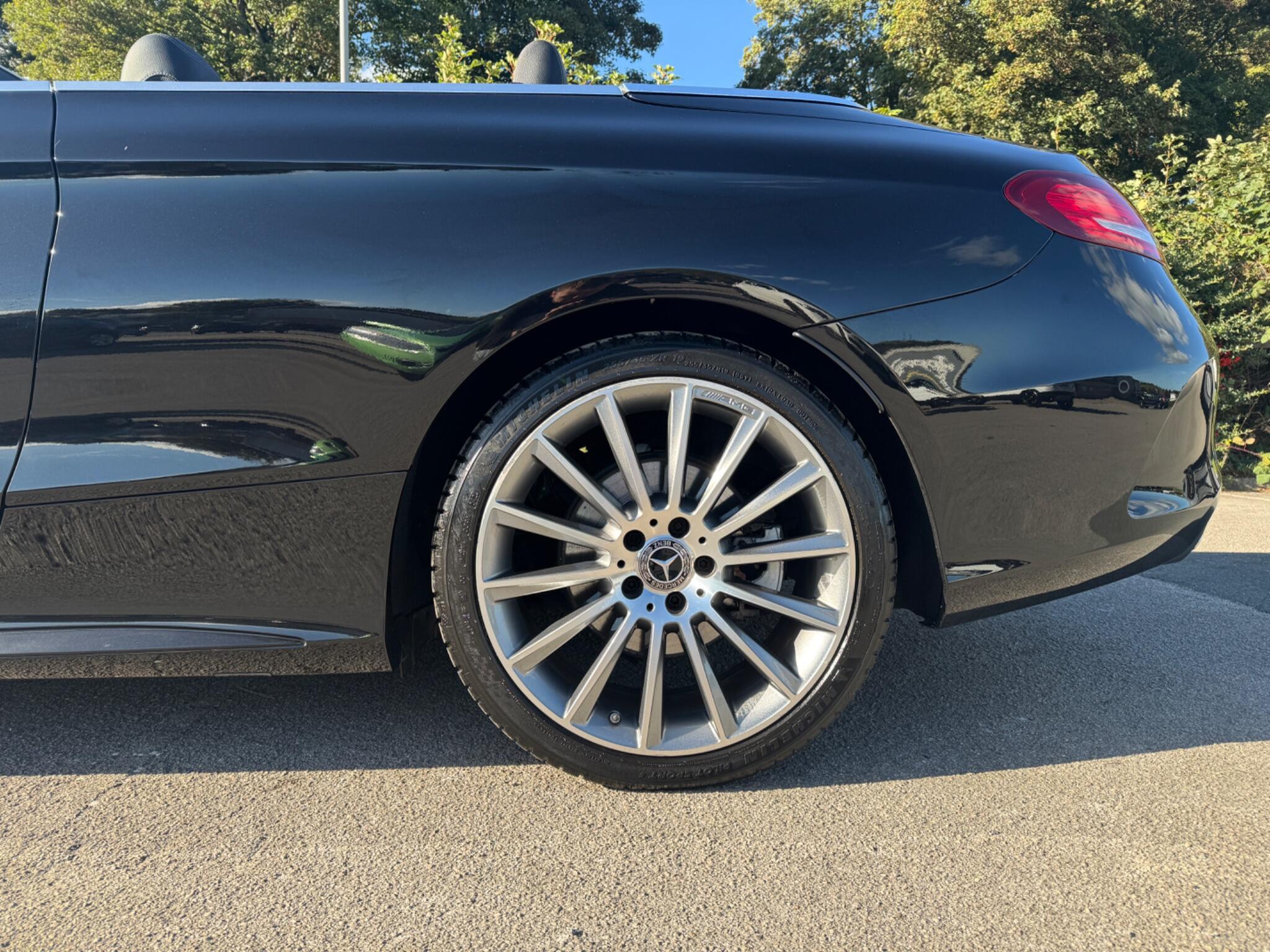 Mercedes-Benz C-Class view 7