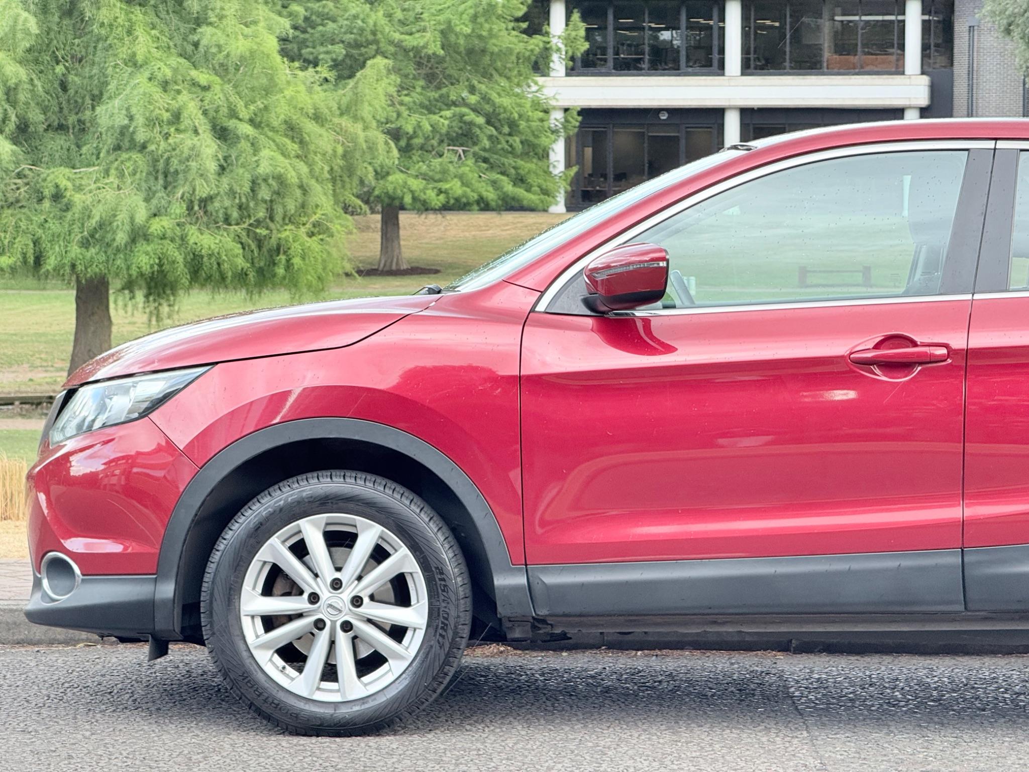 2014 Nissan Qashqai 1.5 dCi Acenta 2WD Euro 5 (s/s) 5dr • 74,950 miles image 11