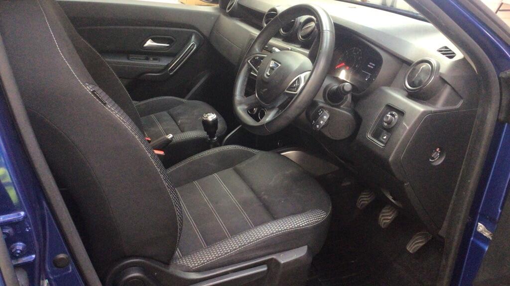 Dacia Duster view 5