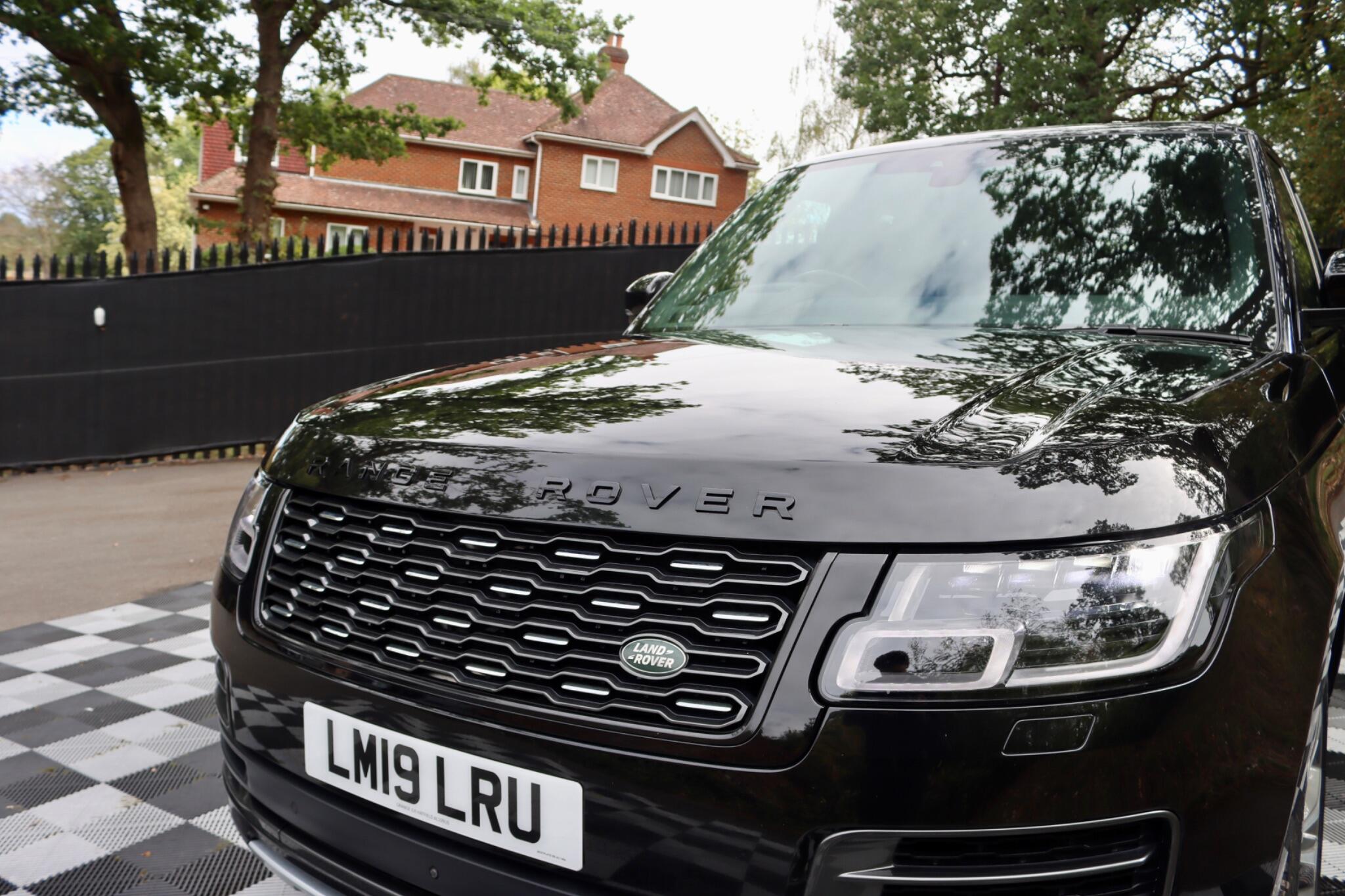 Land Rover Range Rover view 85