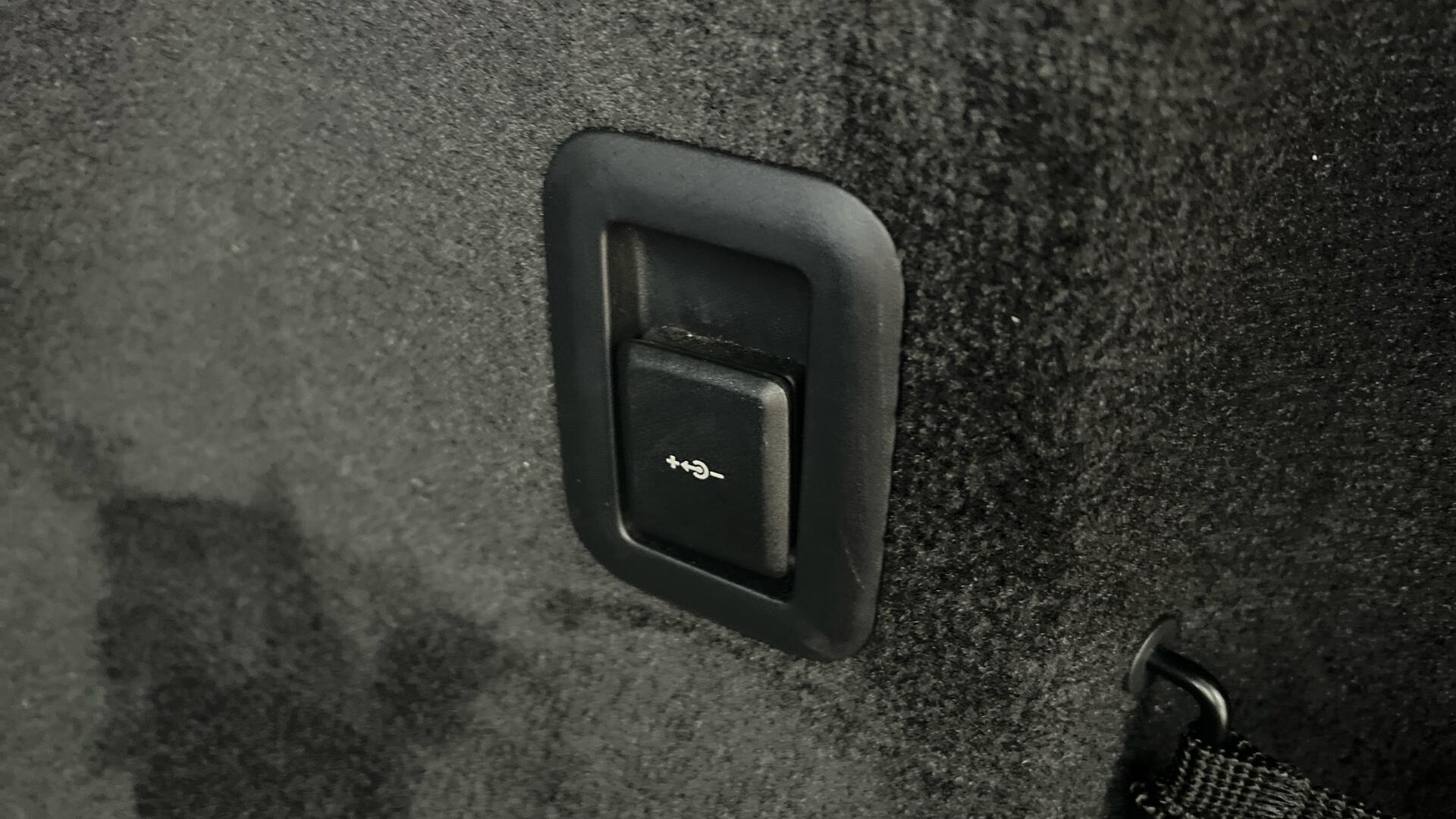 Land Rover Range Rover Sport view 74
