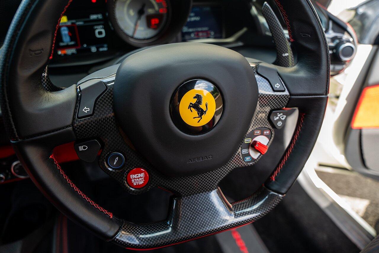 Ferrari 488 view 56