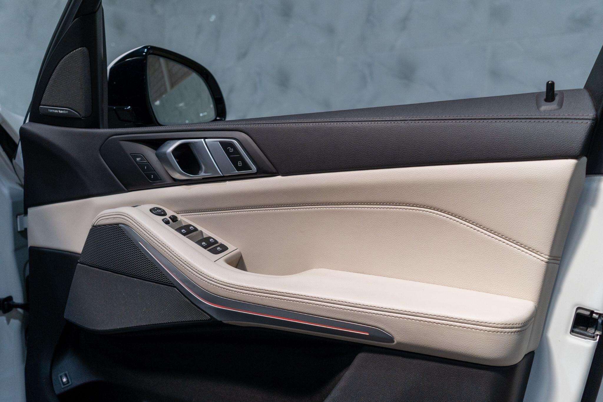 BMW X5 view 38