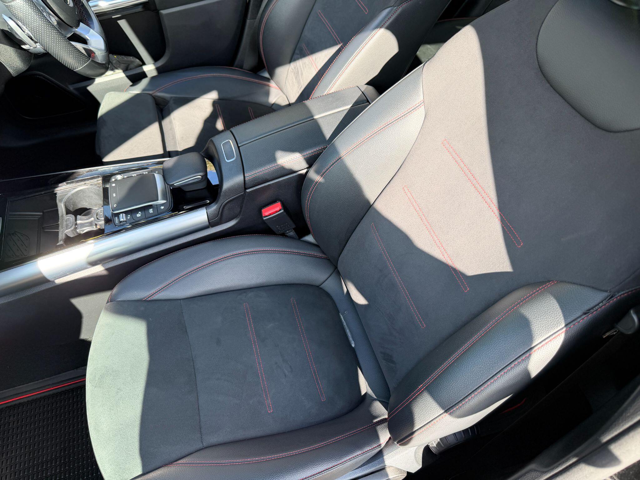 Mercedes-Benz EQA view 30