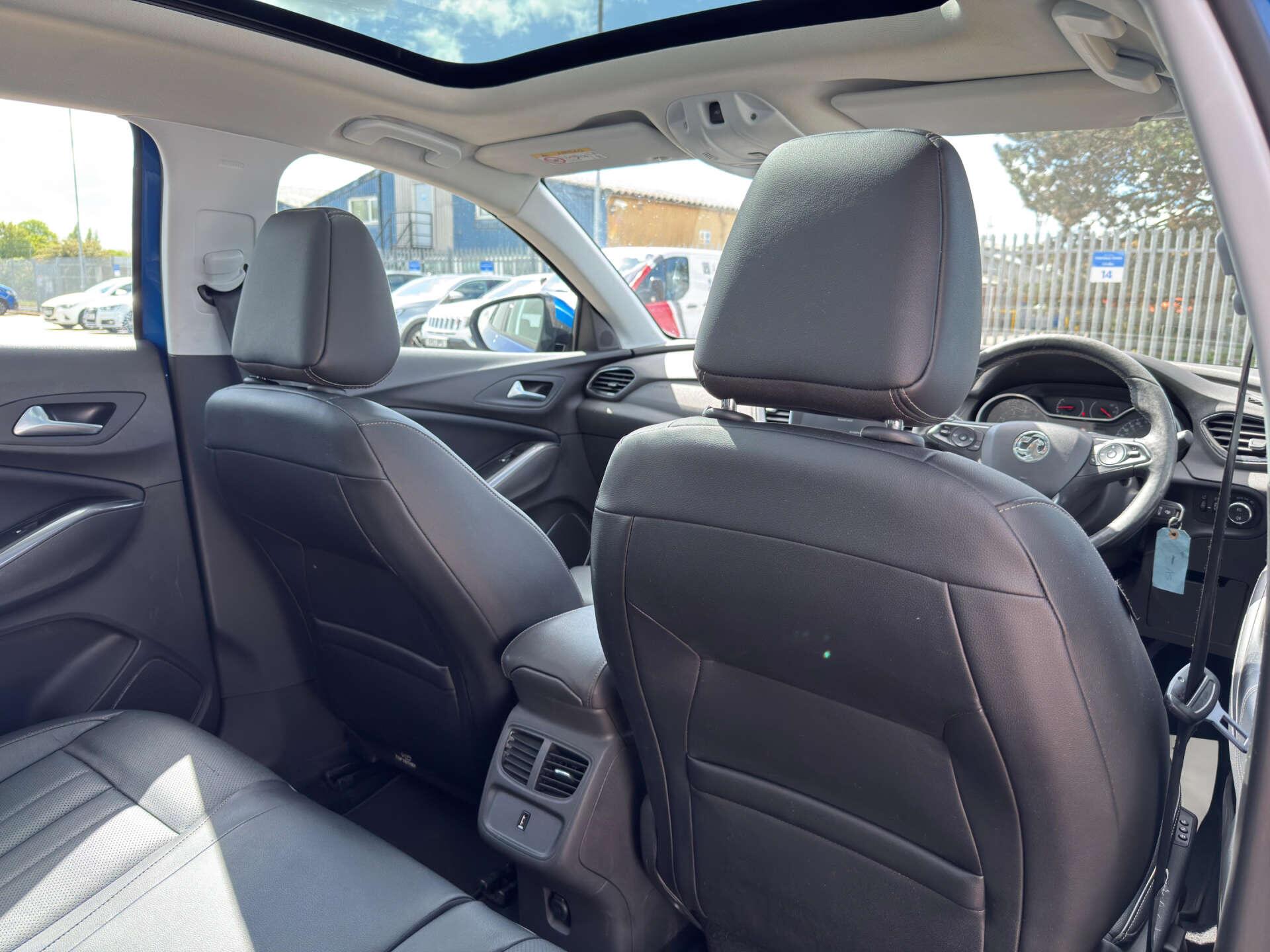 Vauxhall Grandland X view 29