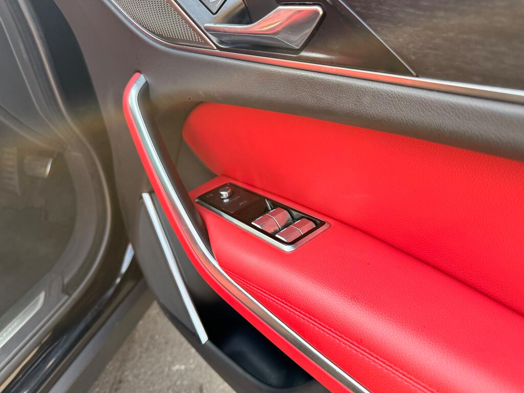Jaguar F-Pace view 30