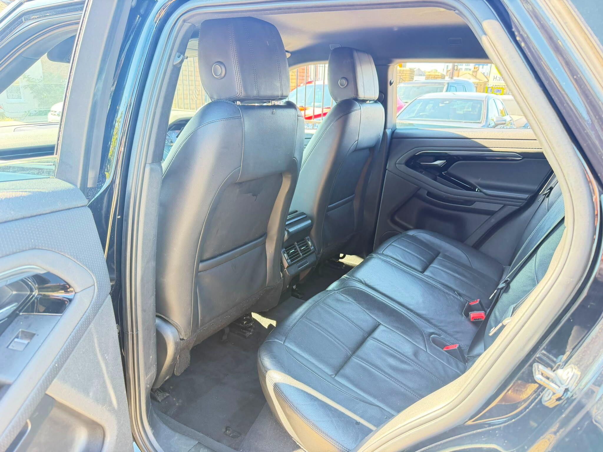 Land Rover Range Rover Evoque view 19