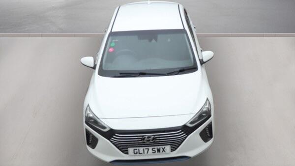 Hyundai Ioniq view 9
