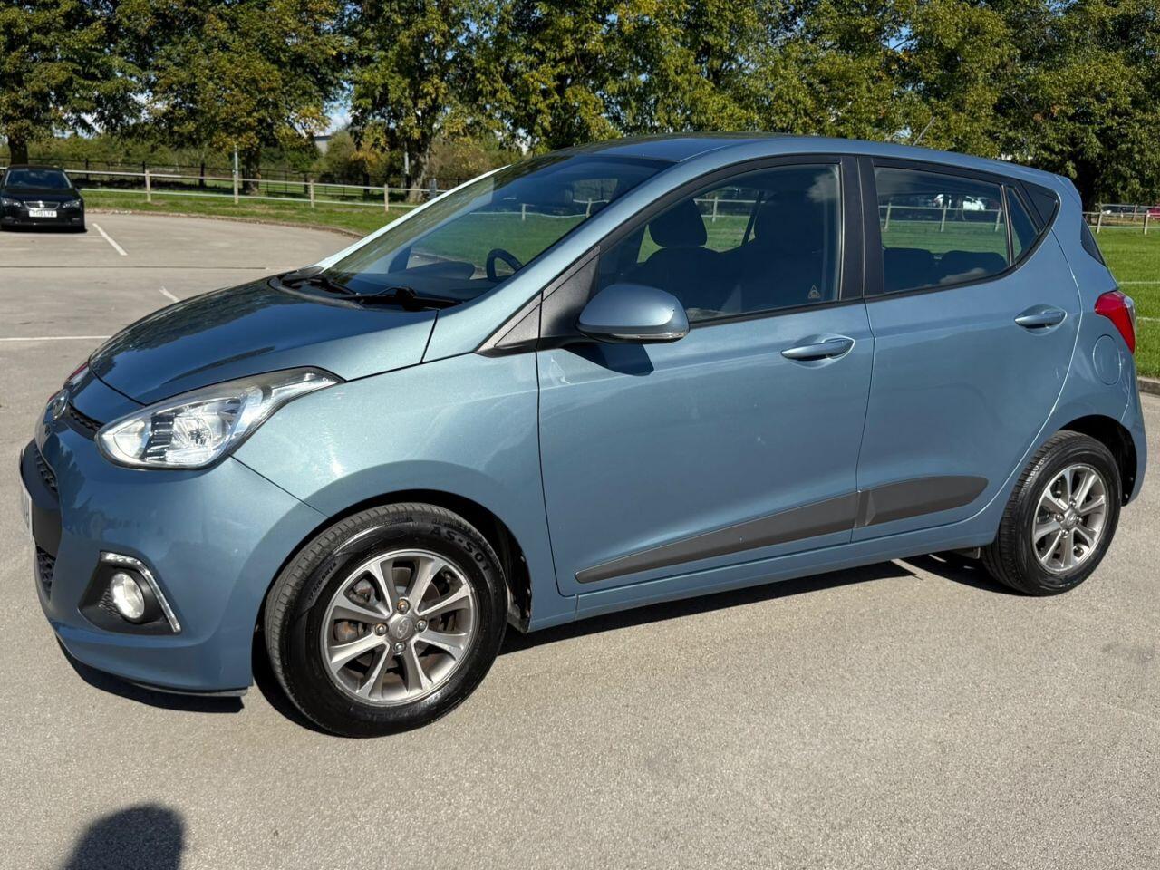 Hyundai I10 view 8