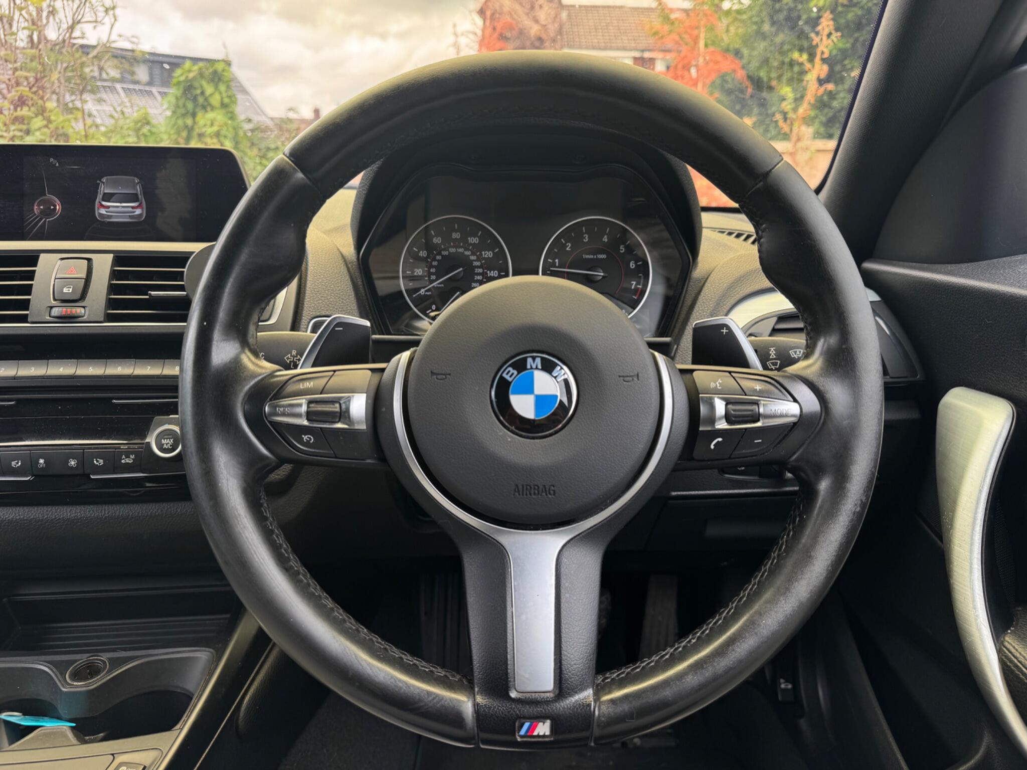 BMW 1 Series view 26