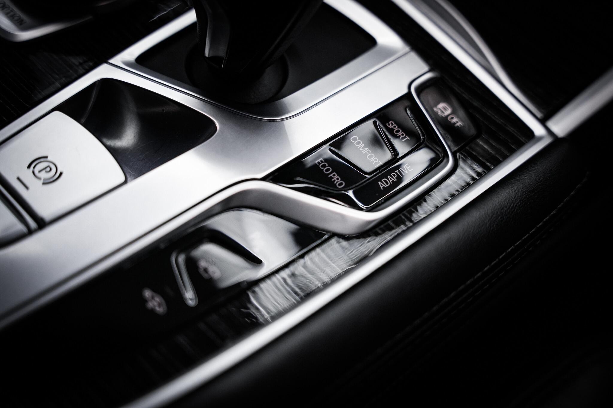 BMW 7 Series view 47