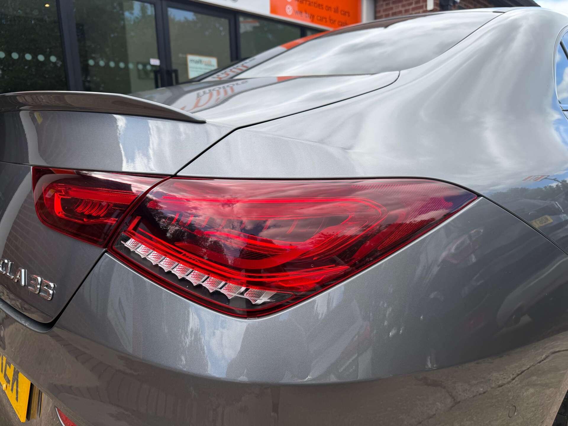 Mercedes-Benz Cla view 31