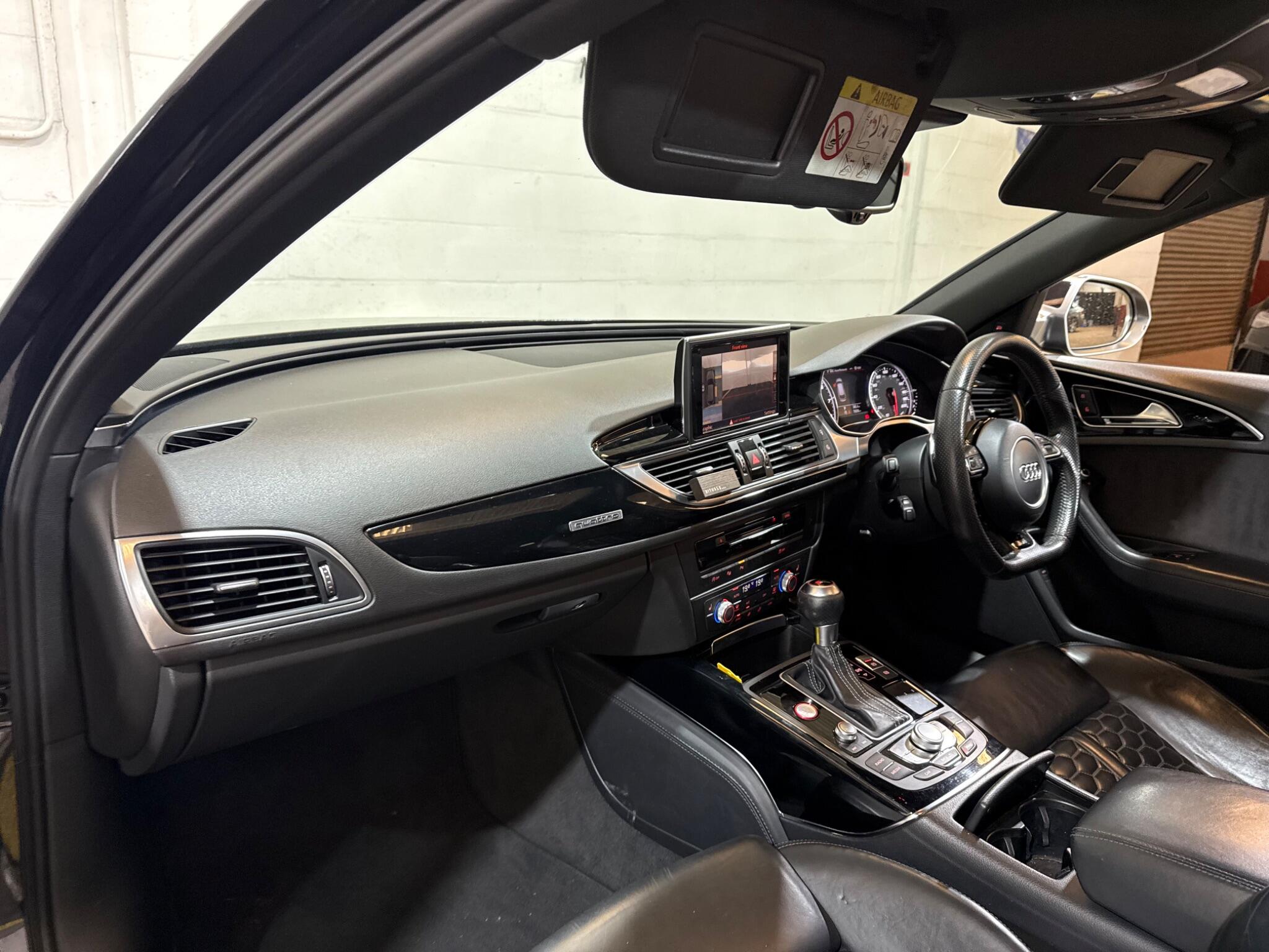 Audi RS6 view 20
