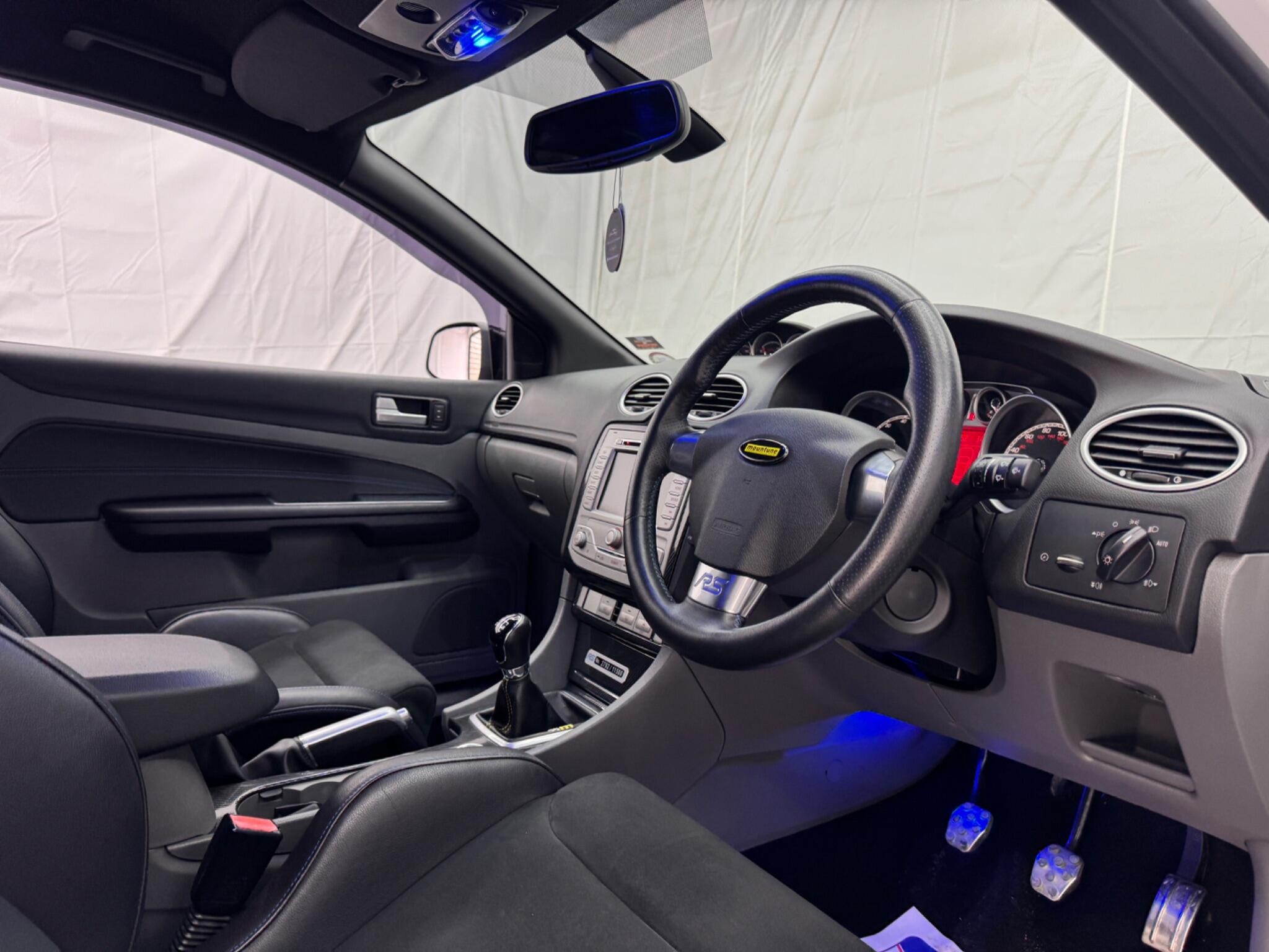 Ford Focus view 23
