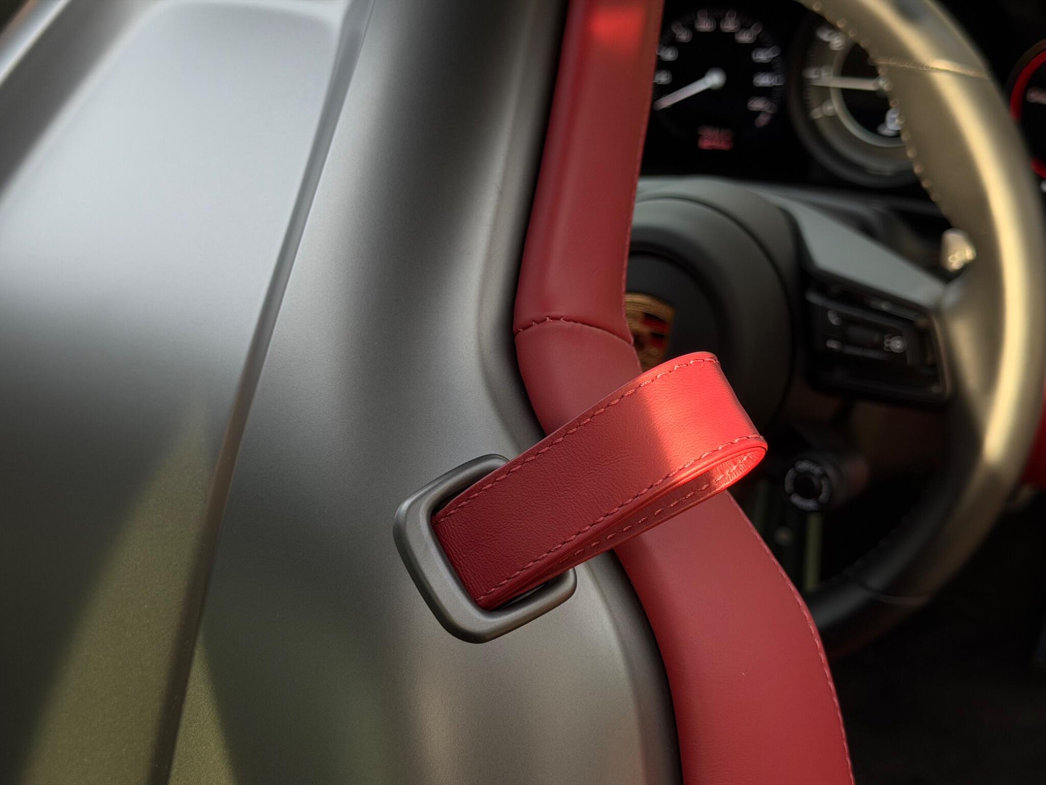 Porsche 911 view 69