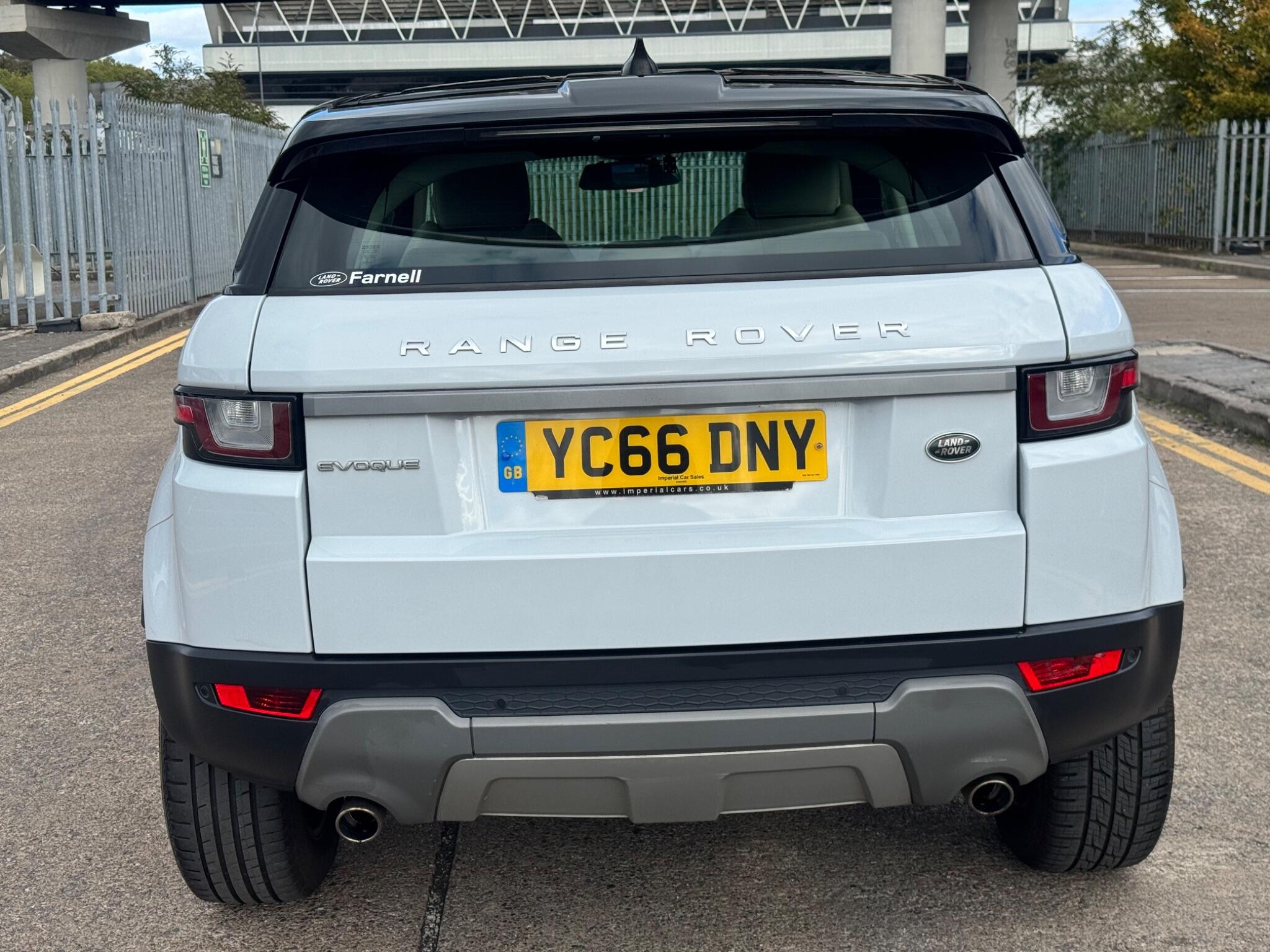 Land Rover Range Rover Evoque view 12