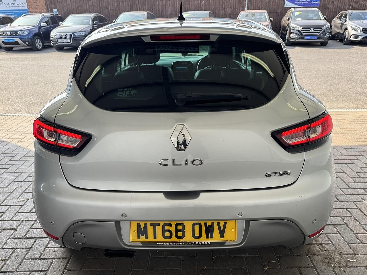 Renault Clio view 4