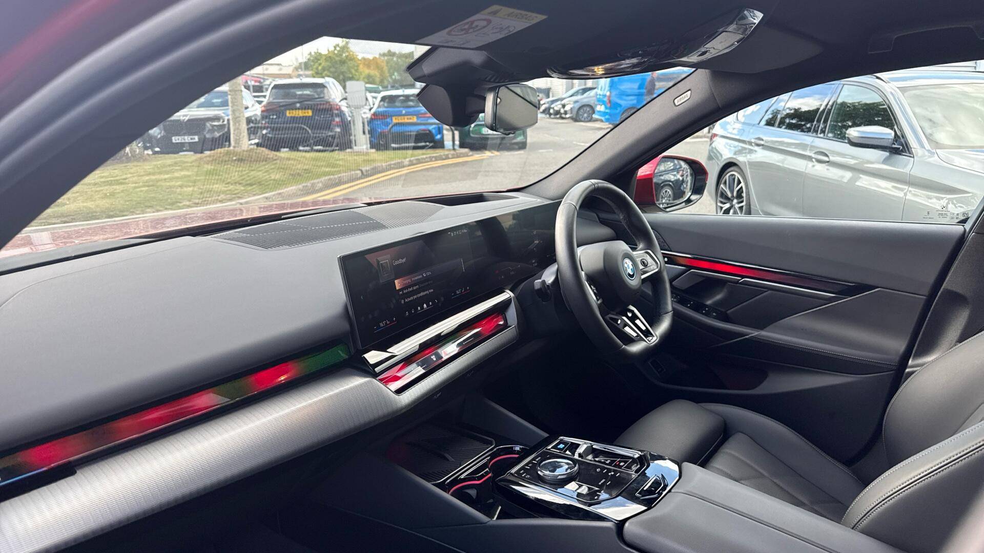BMW i5 view 7